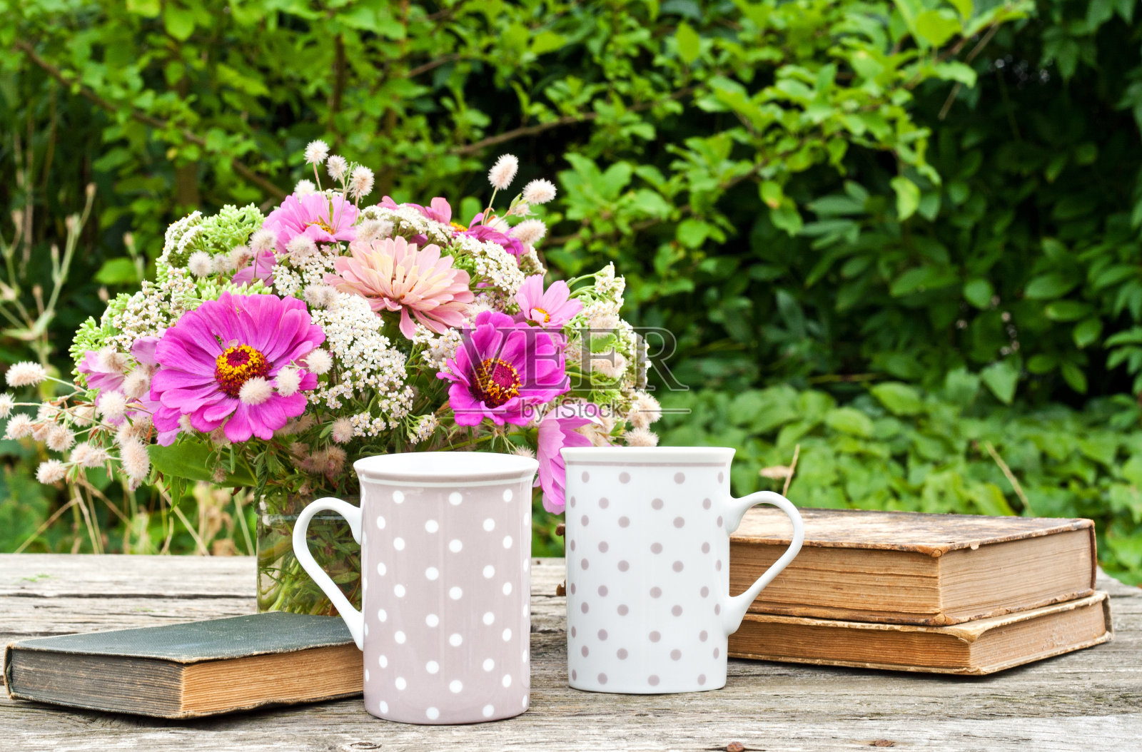 打破照片摄影图片