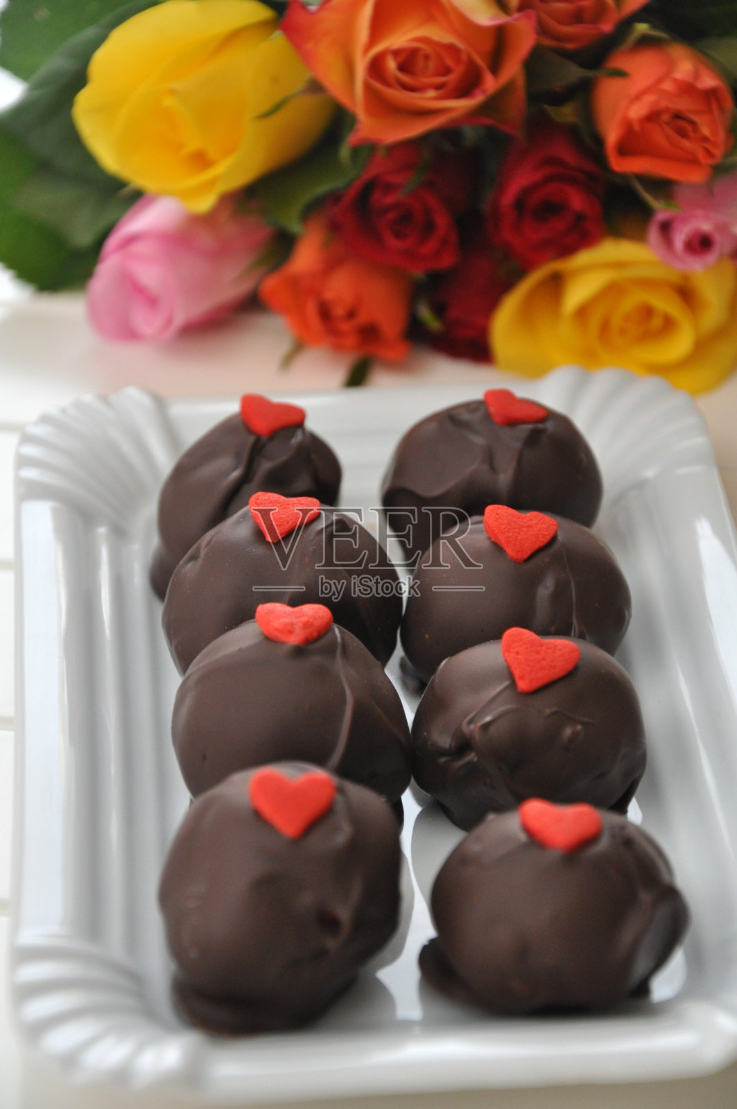 红丝绒棒棒蛋糕照片摄影图片