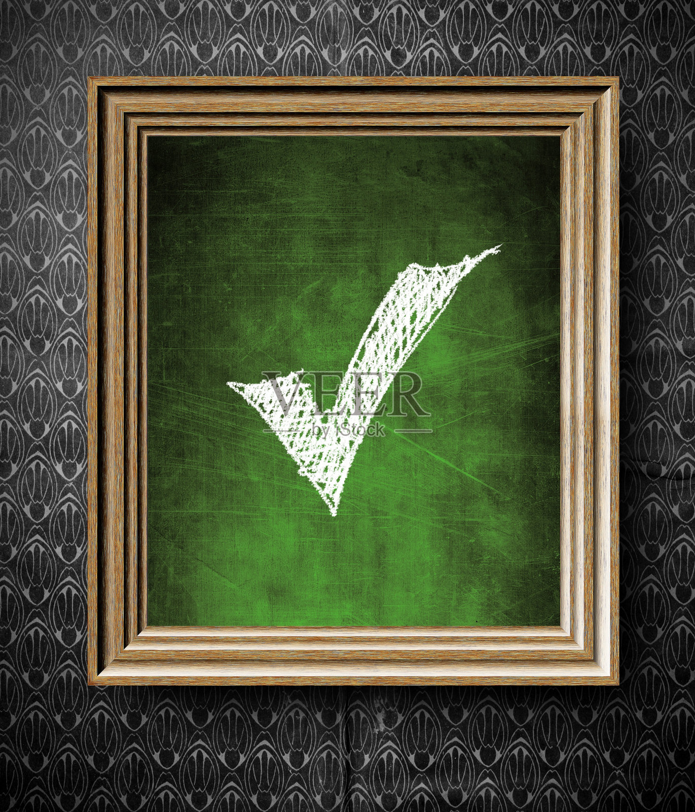 在旧木架上检查标记符号黑板照片摄影图片