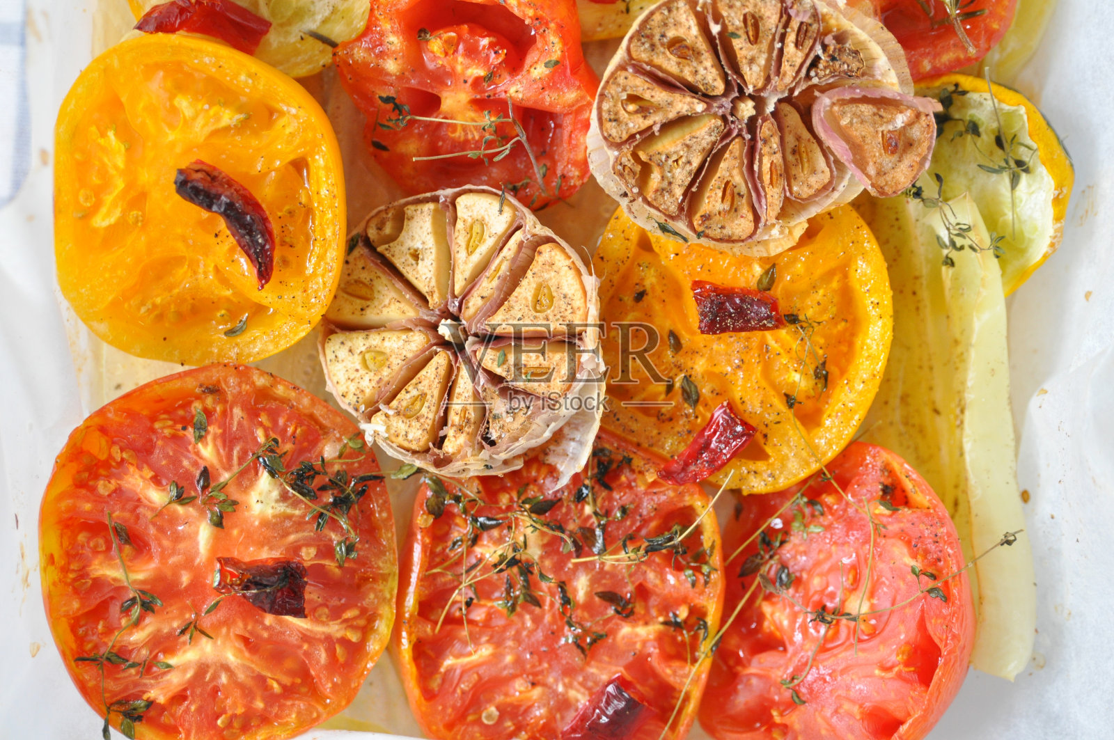 烤箱烤蔬菜照片摄影图片