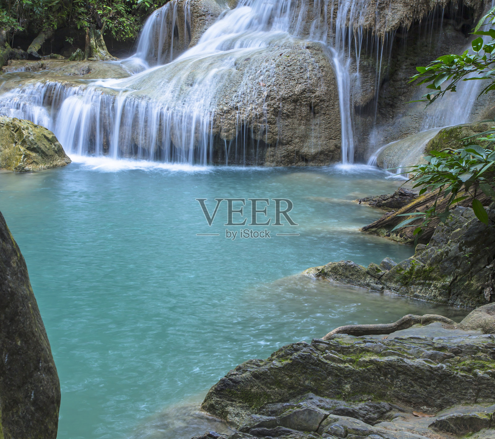 泰国北碧府四面瀑布照片摄影图片