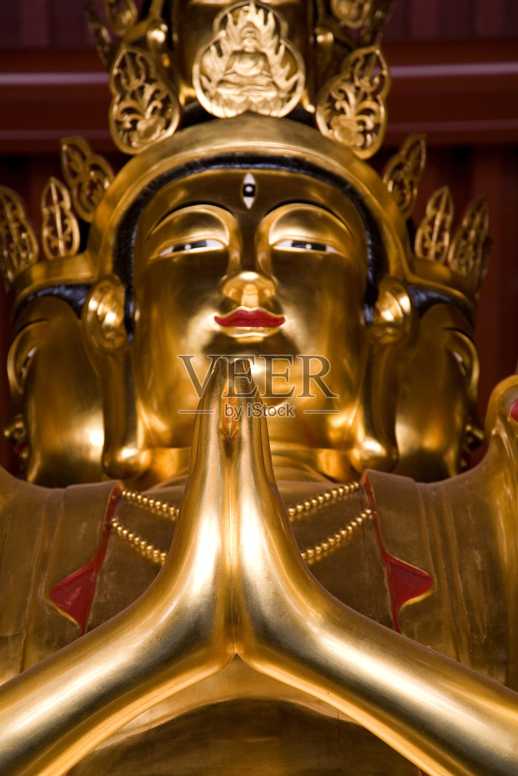 金色的佛像照片摄影图片