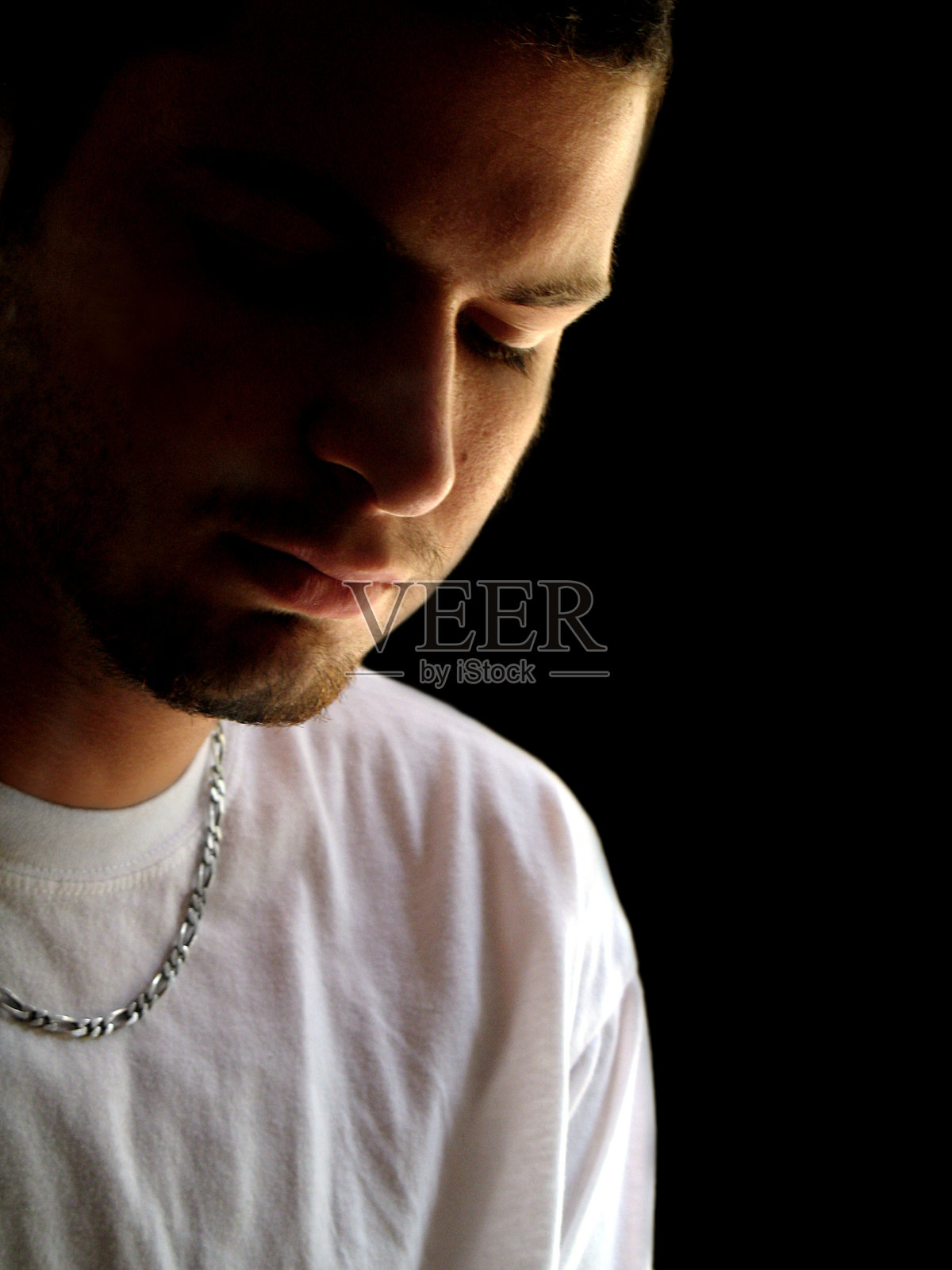 抱歉的男人照片摄影图片