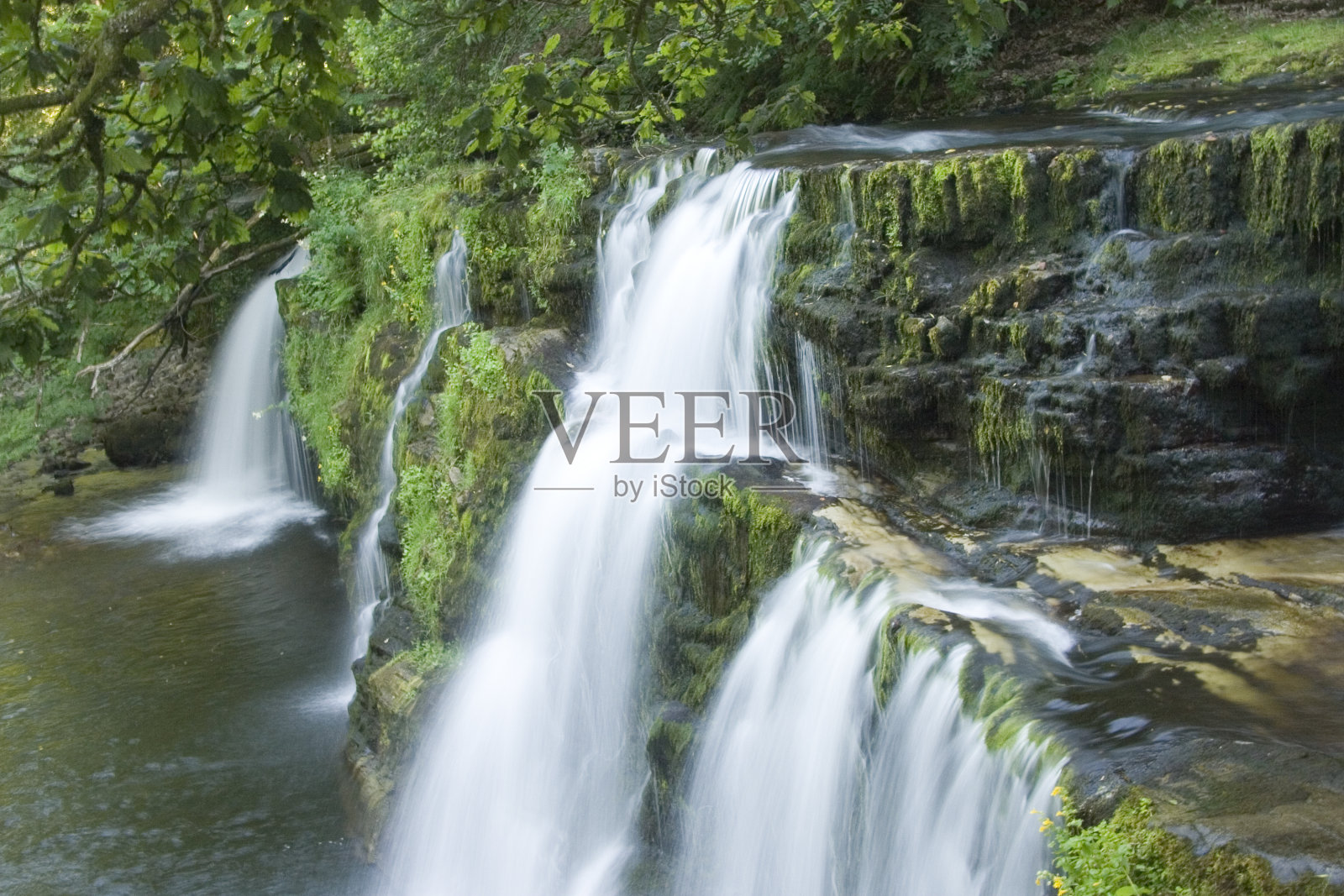 冰上瀑布照片摄影图片