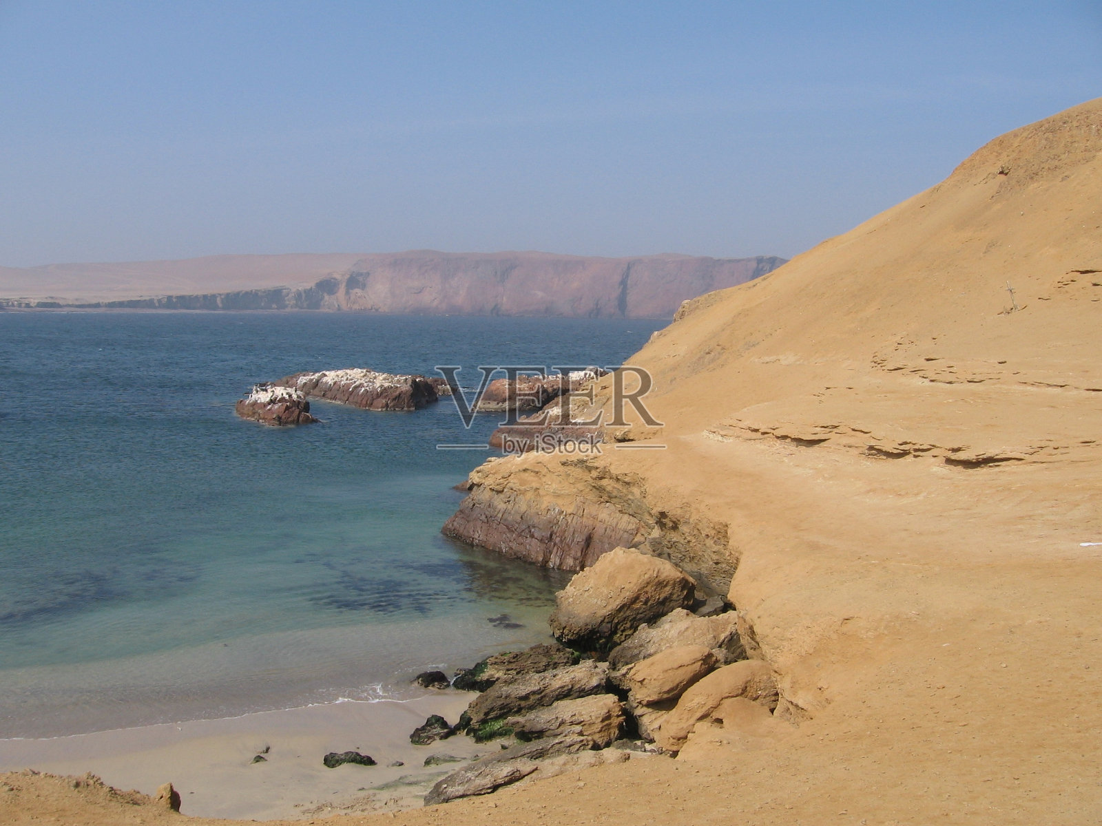 沙漠落入海洋,秘鲁照片摄影图片