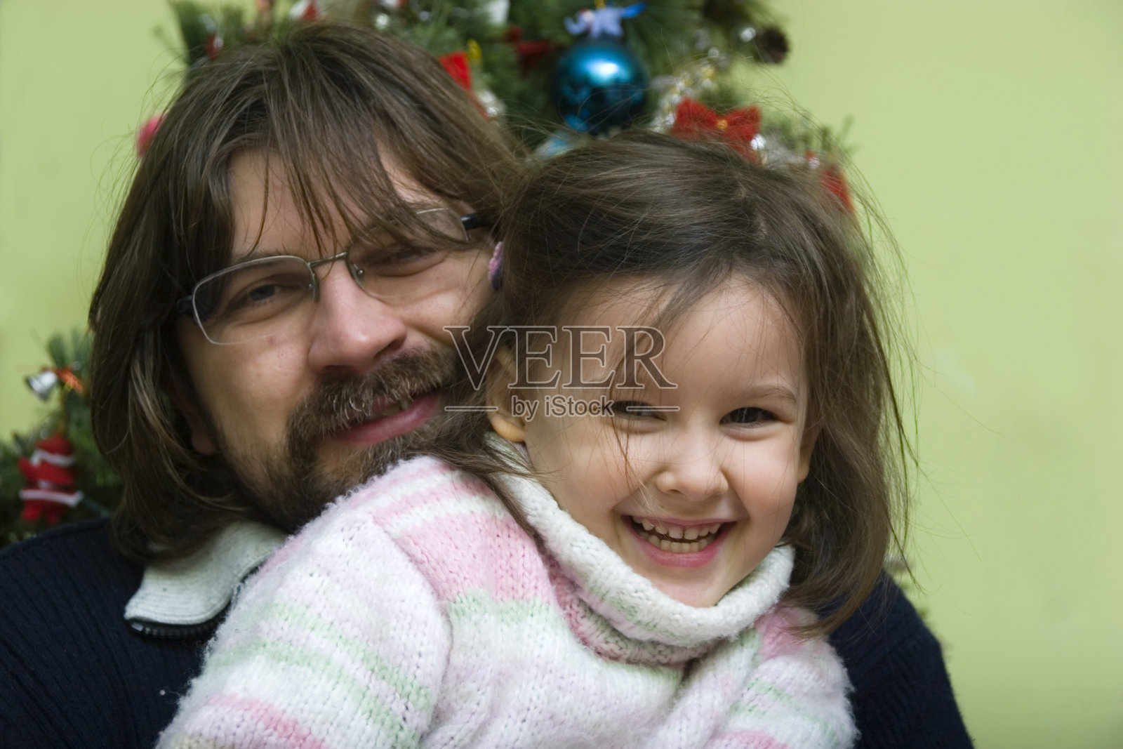 幸福的家庭照片摄影图片