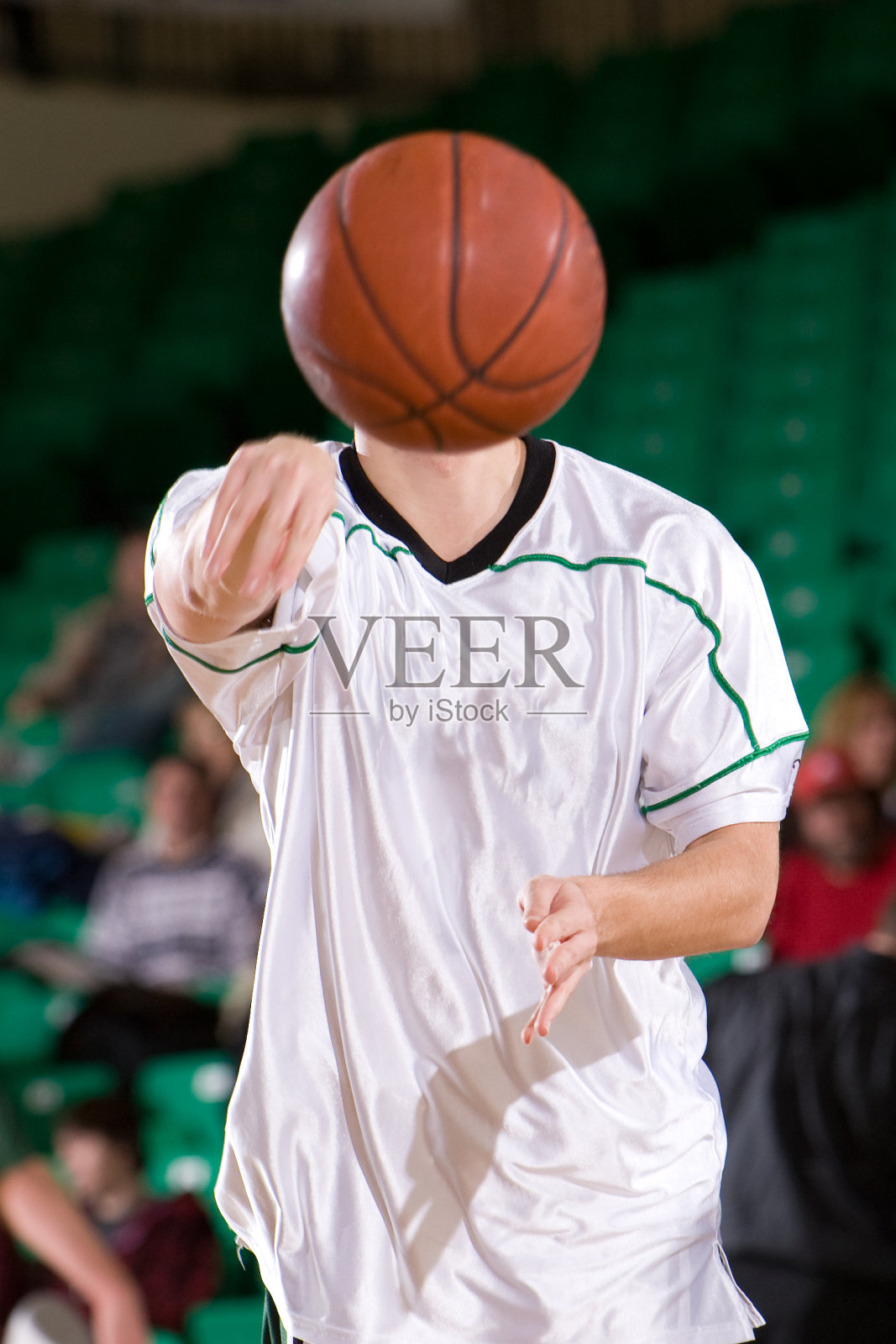 篮球传球照片摄影图片