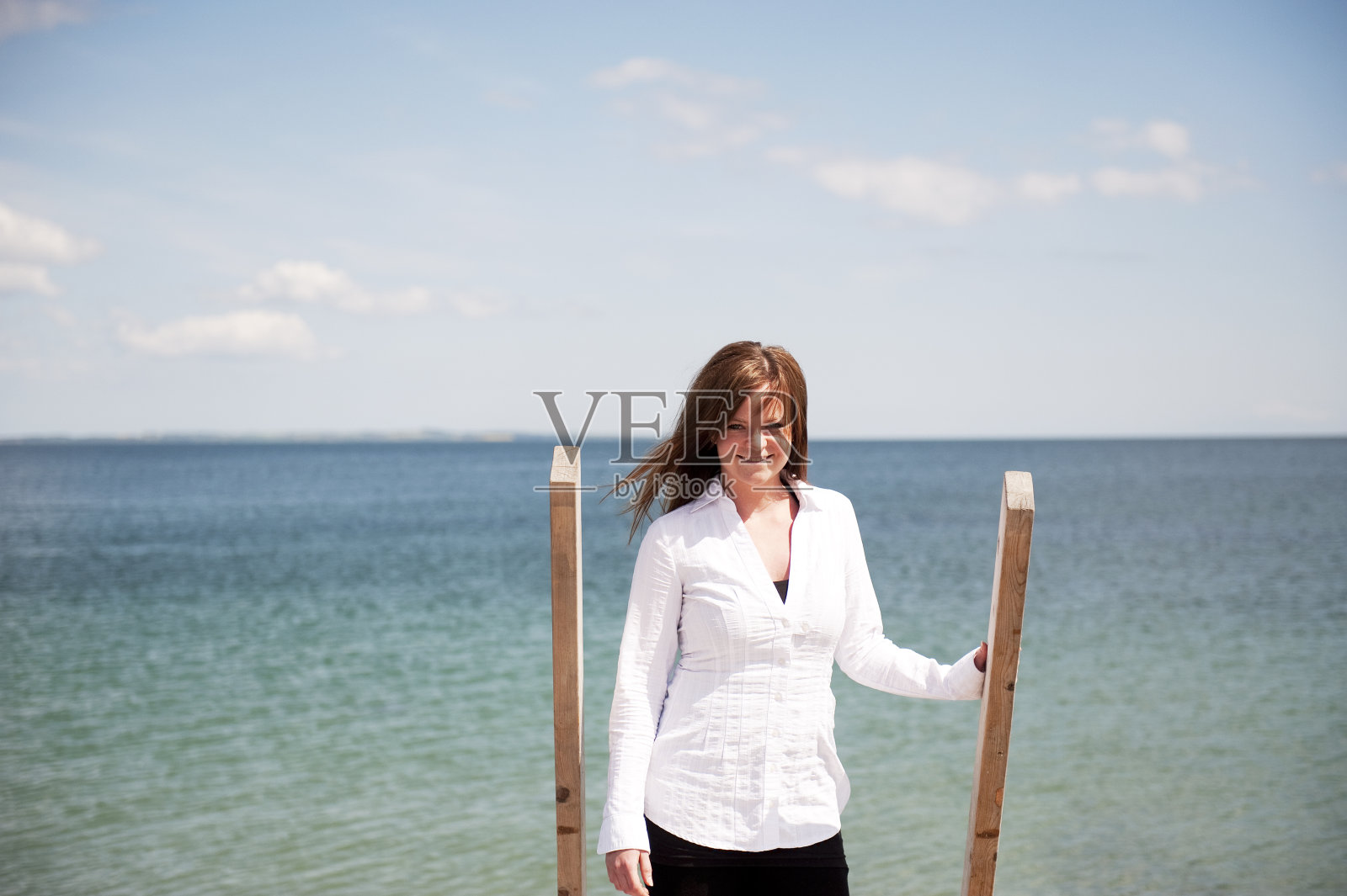 年轻女性照片摄影图片