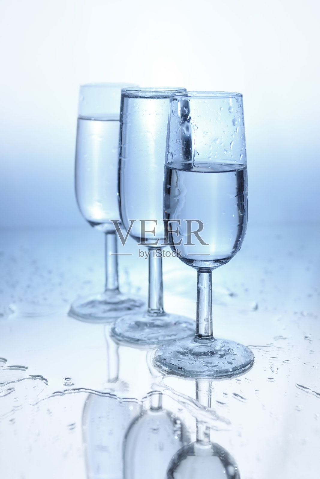 新鲜的水照片摄影图片