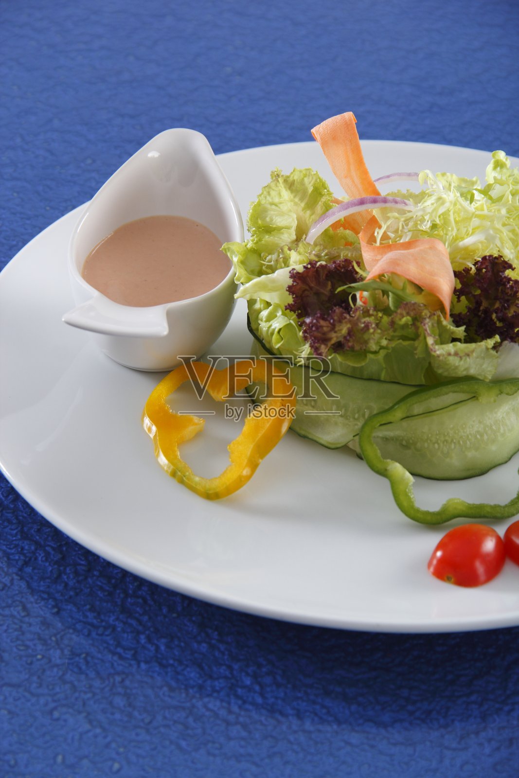 季节性花园沙拉照片摄影图片