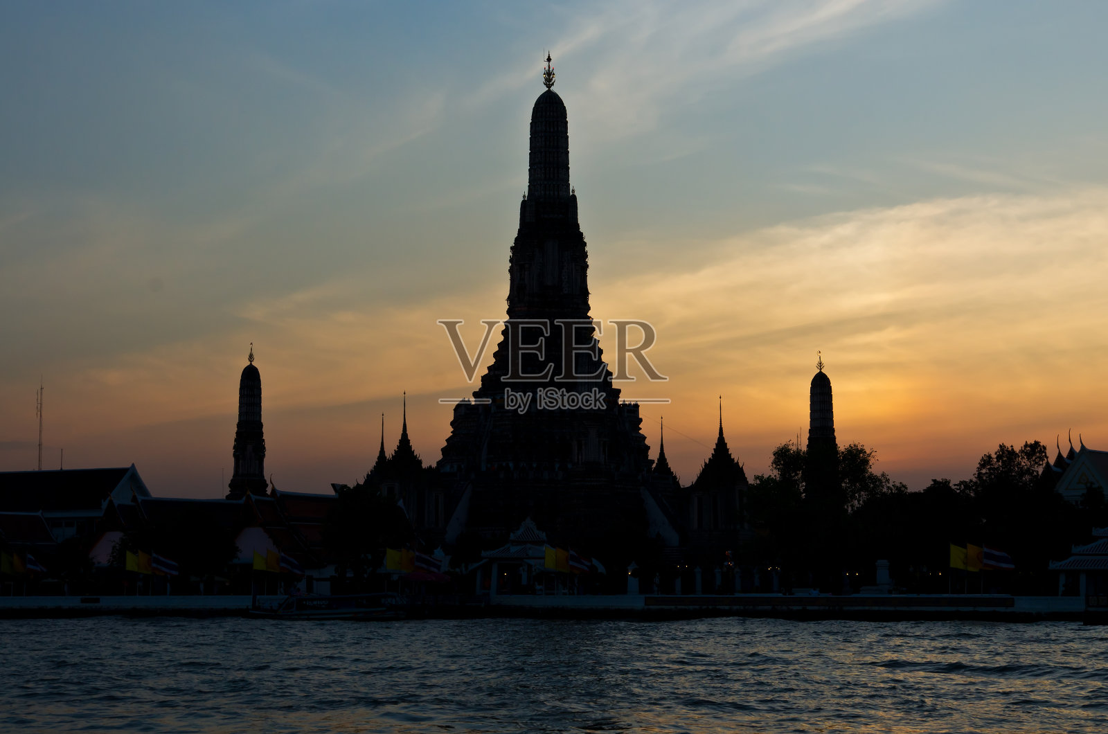 日落时分的黎明神殿照片摄影图片