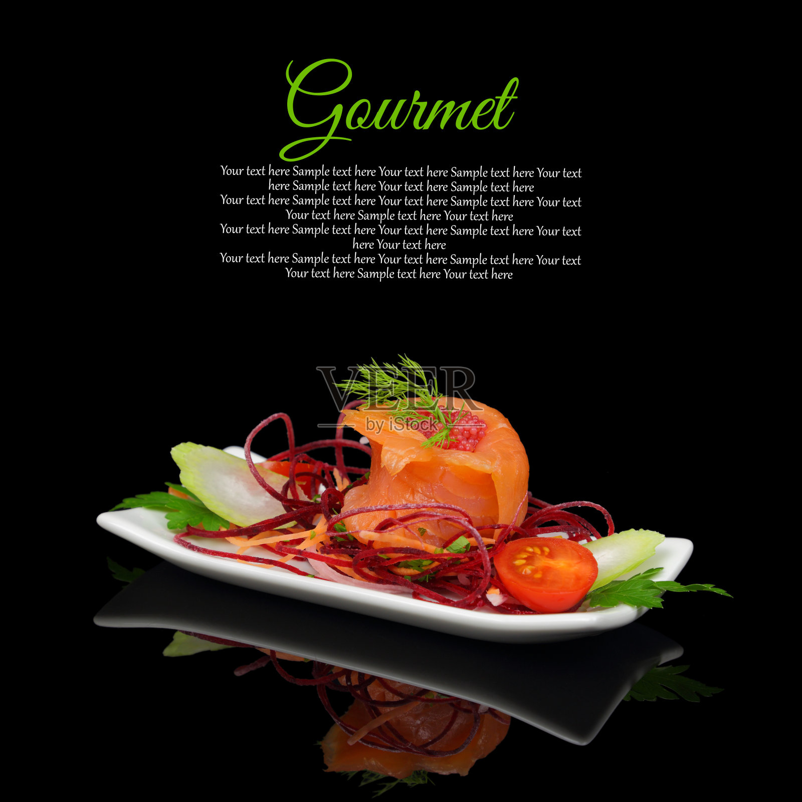 熏鲑鱼与装饰在黑色的背景照片摄影图片