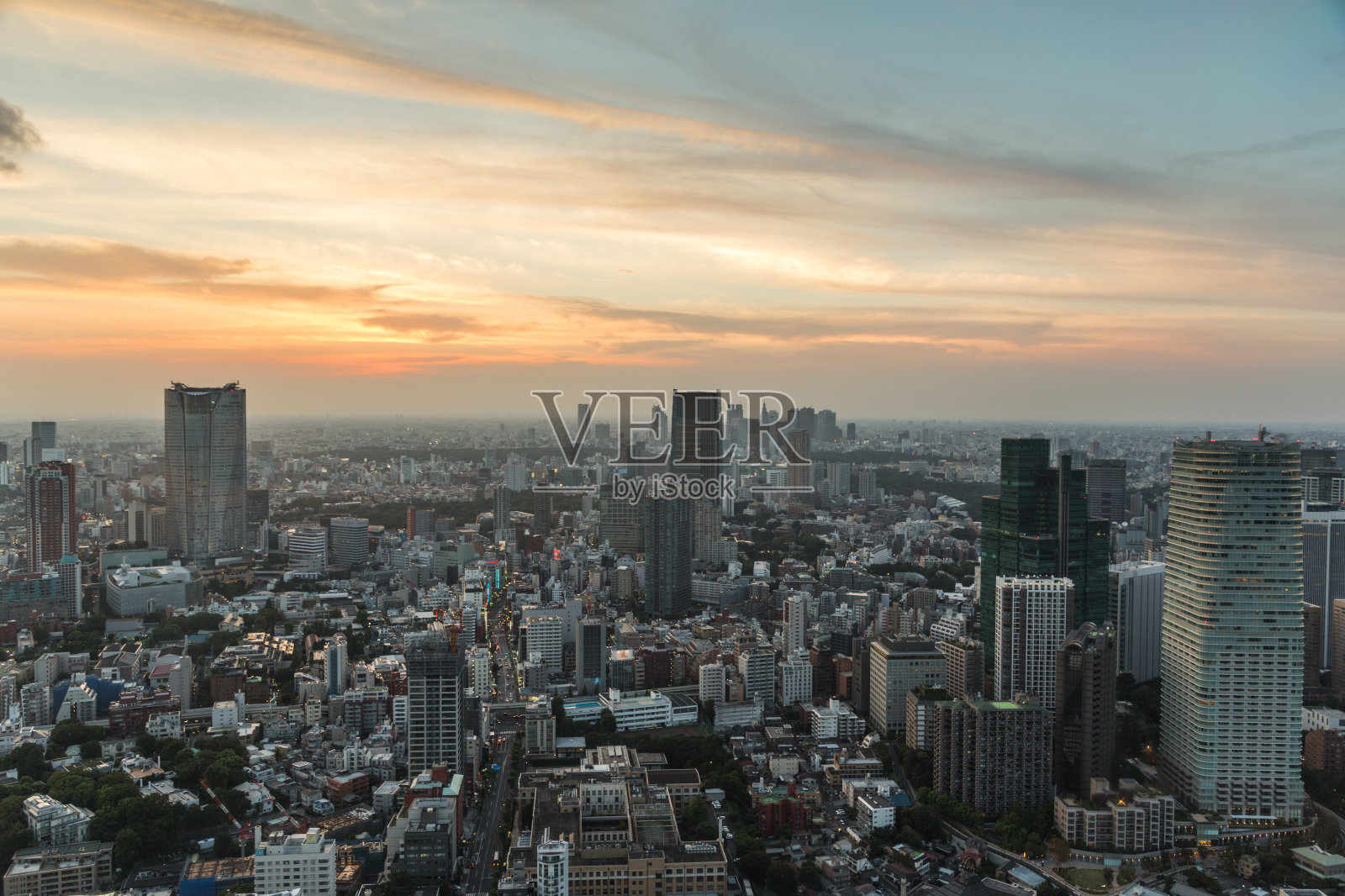 东京的日落照片摄影图片