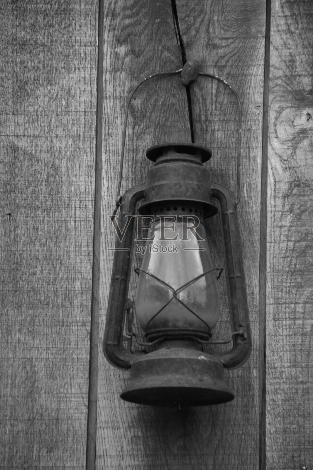 古老的油灯。照片摄影图片