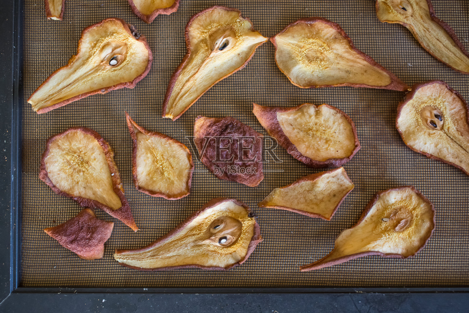 托盘上的梨干照片摄影图片