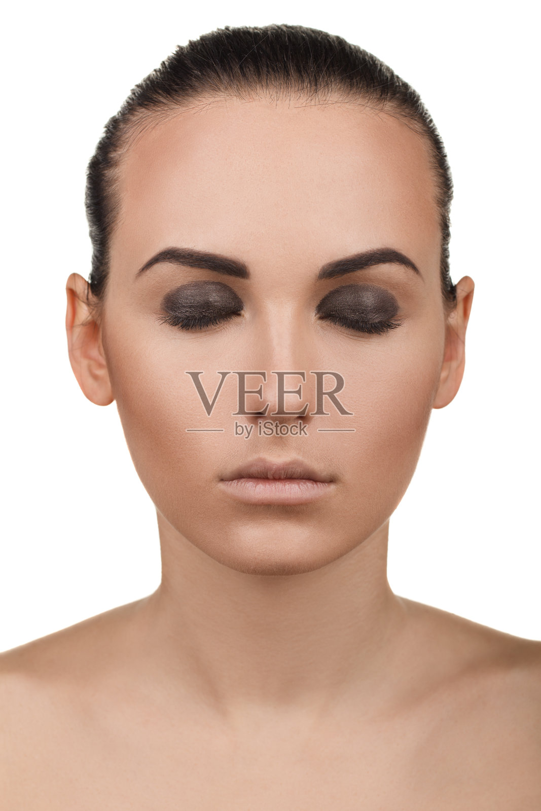 女孩的肖像与步化妆。步骤5照片摄影图片