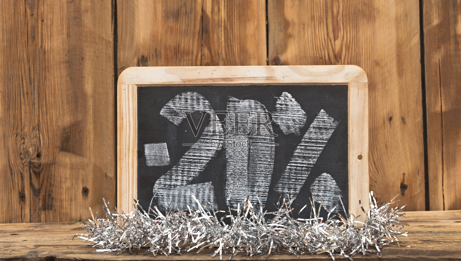 八折,黑板上有折扣标签照片摄影图片