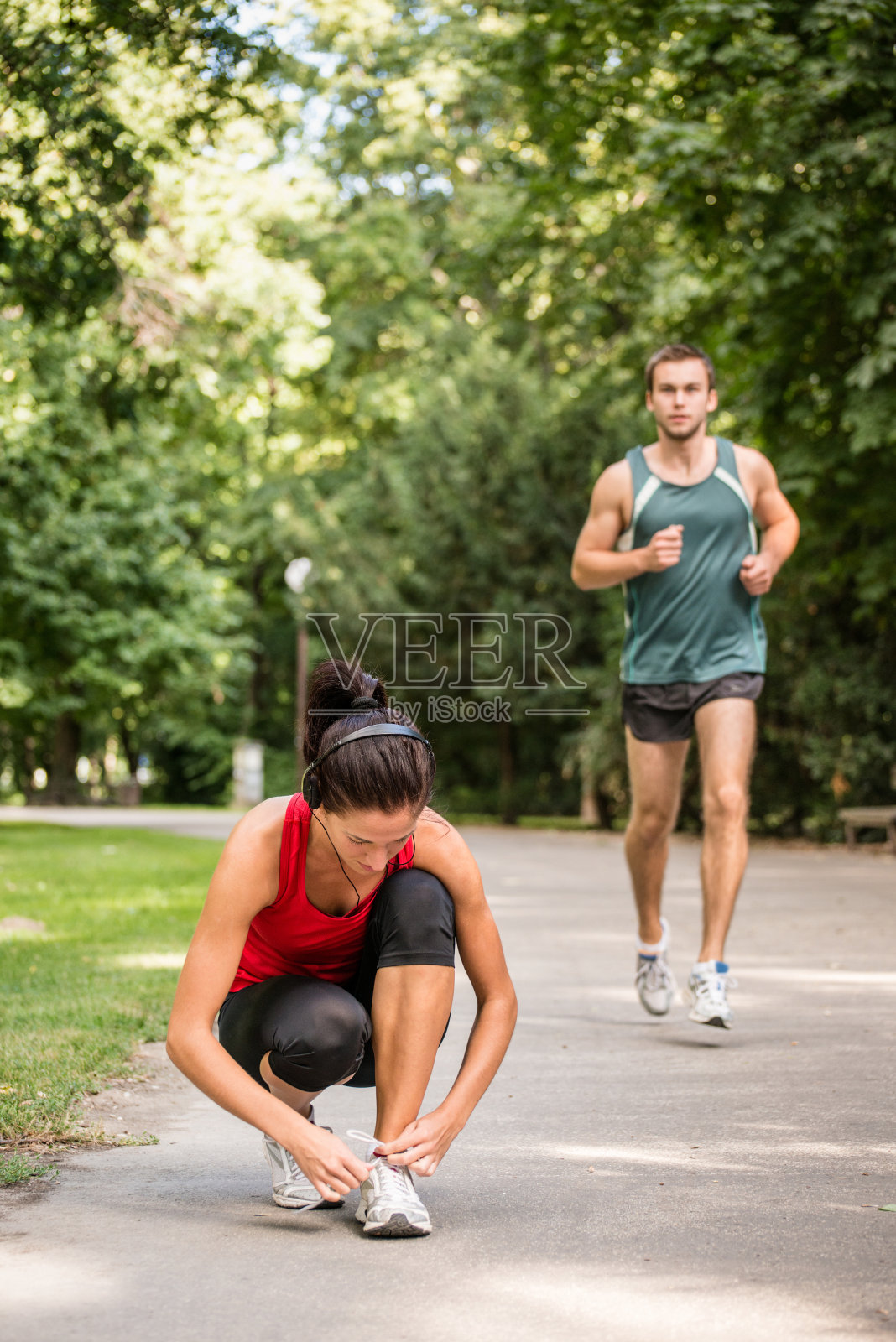慢跑的生活方式照片摄影图片
