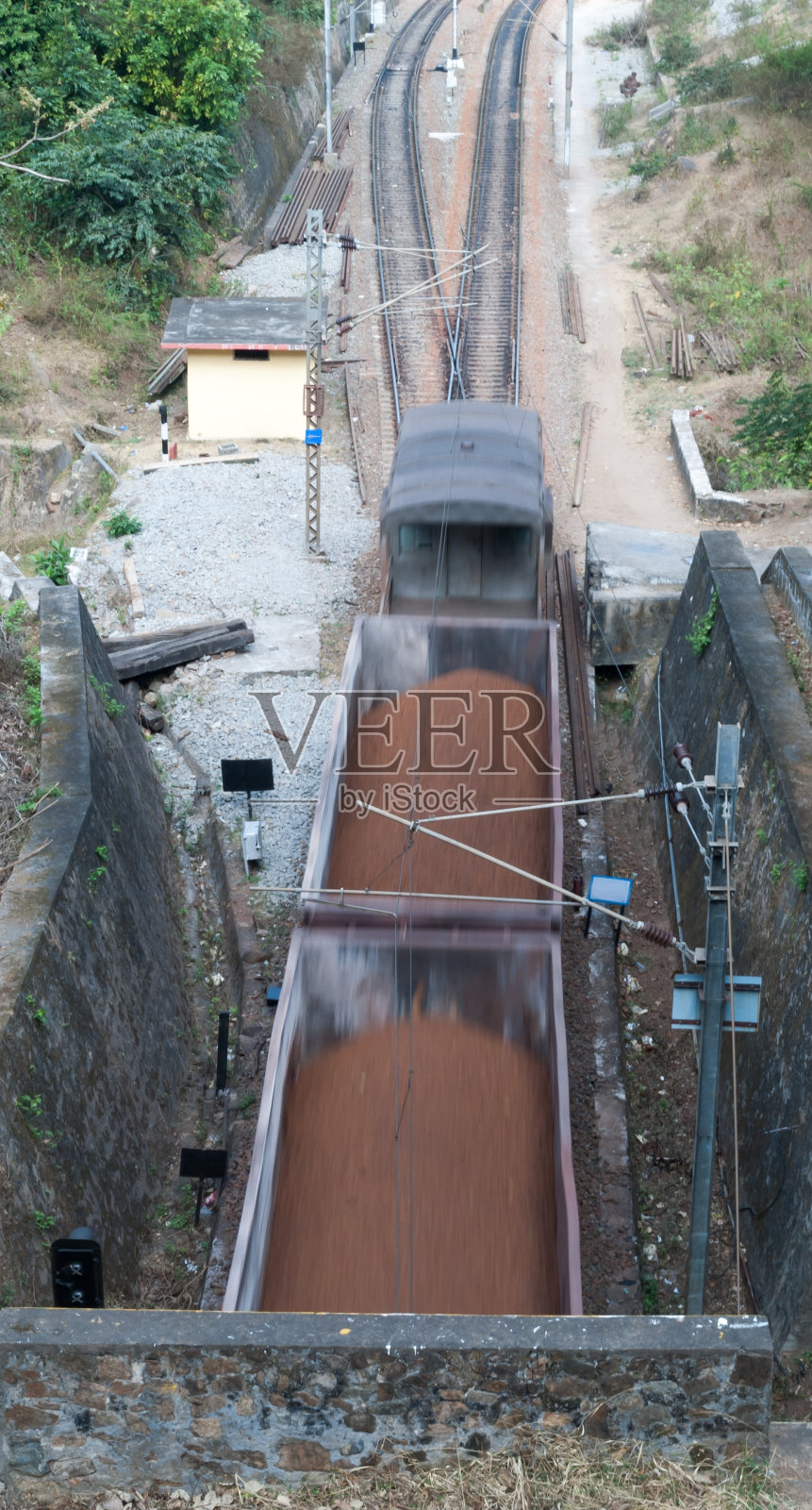 消失的货运列车照片摄影图片