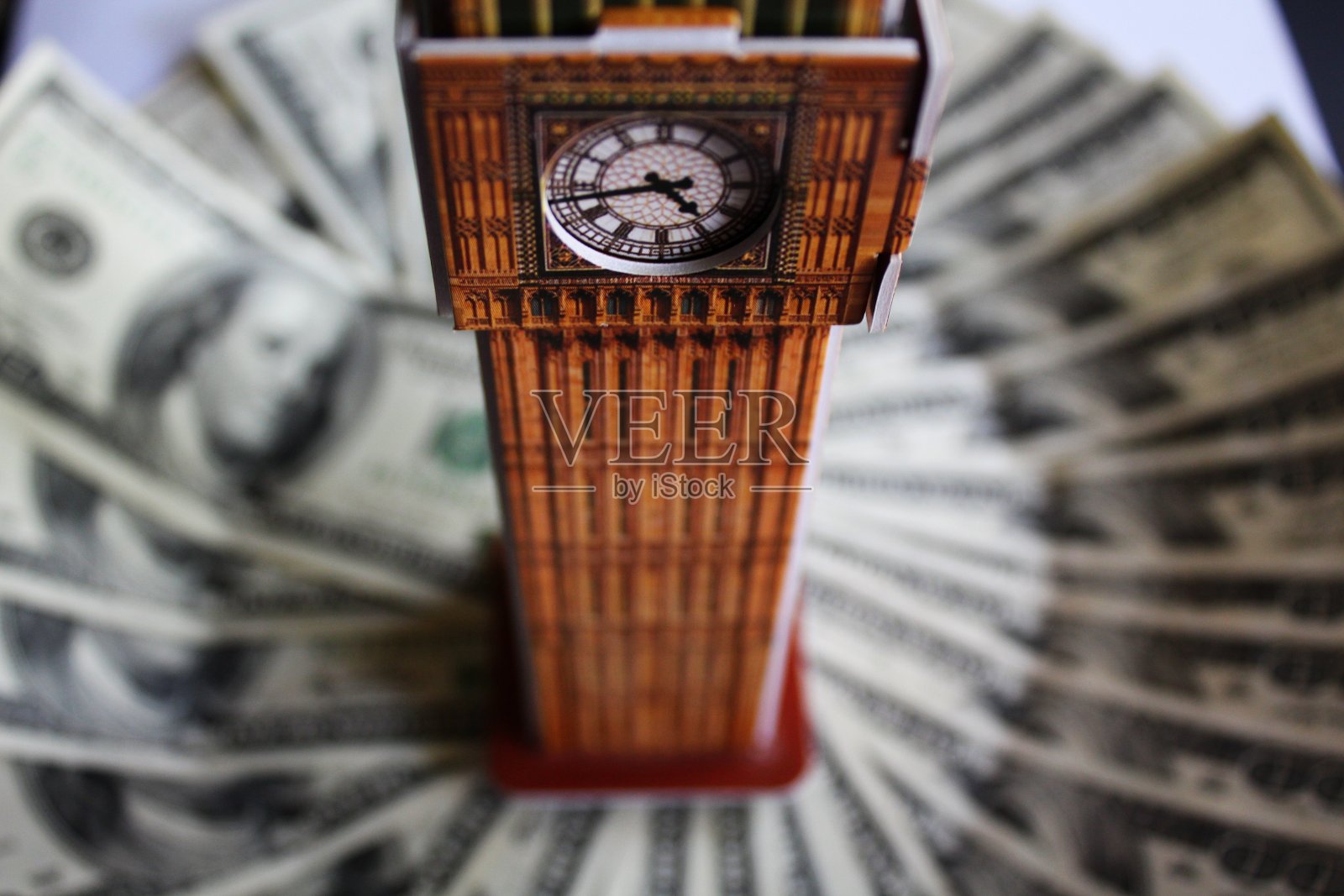 时间就是金钱照片摄影图片