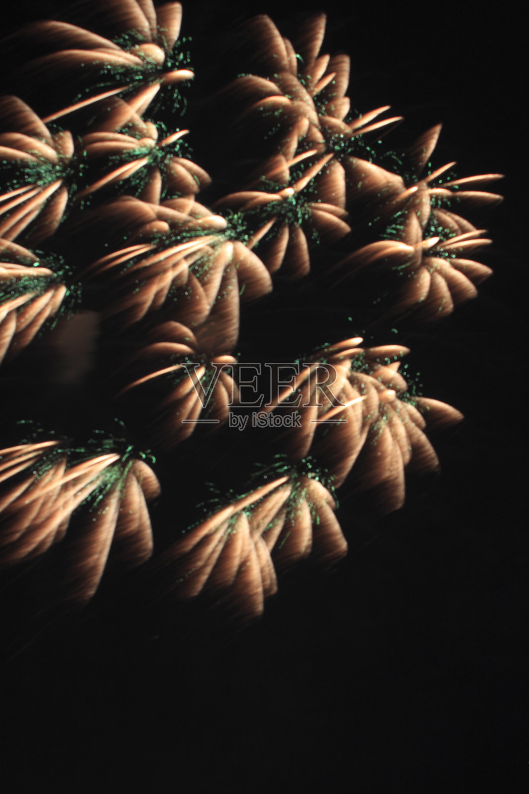 晚上的烟火照片摄影图片