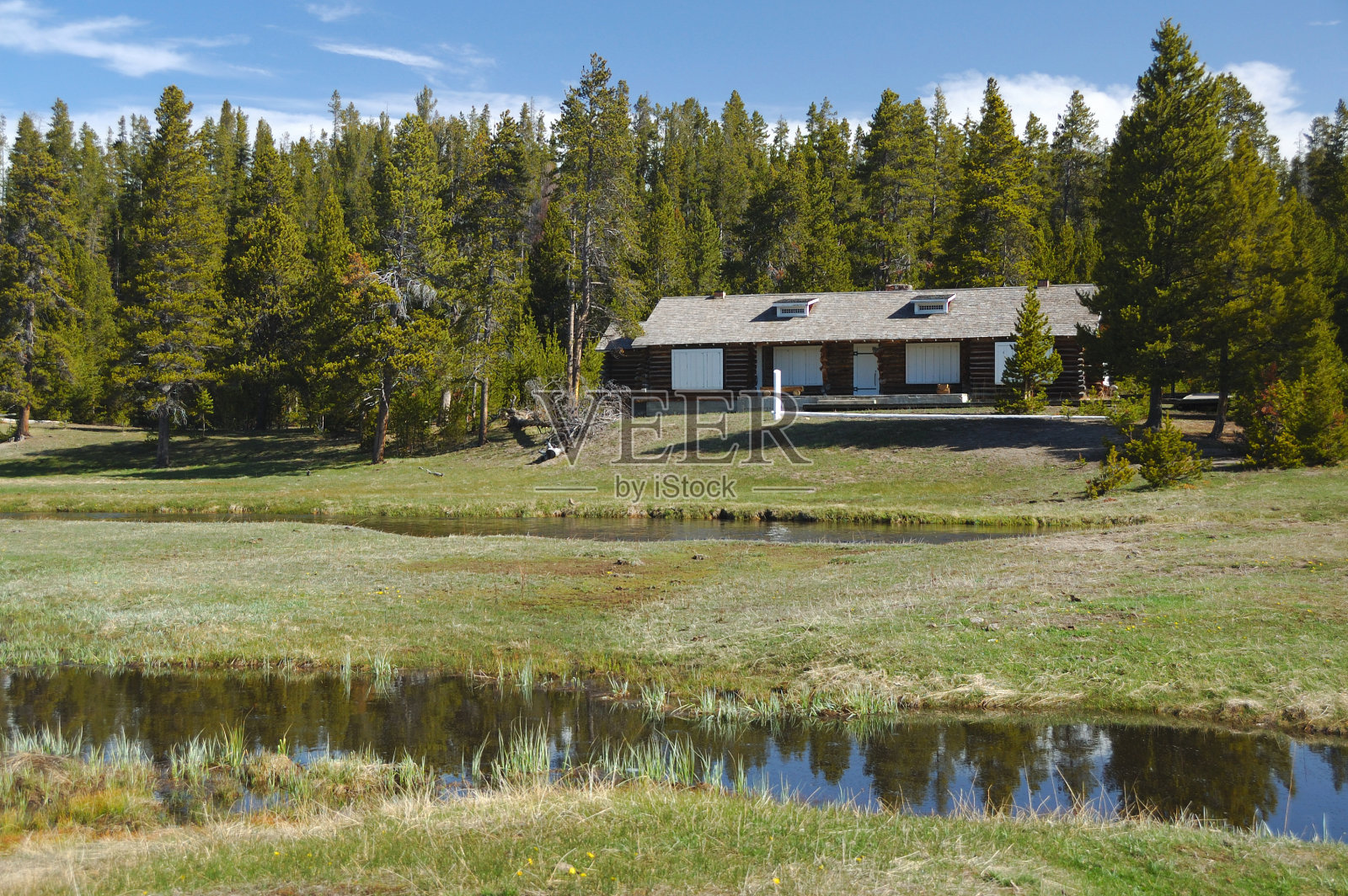 黄石公园景观小屋照片摄影图片
