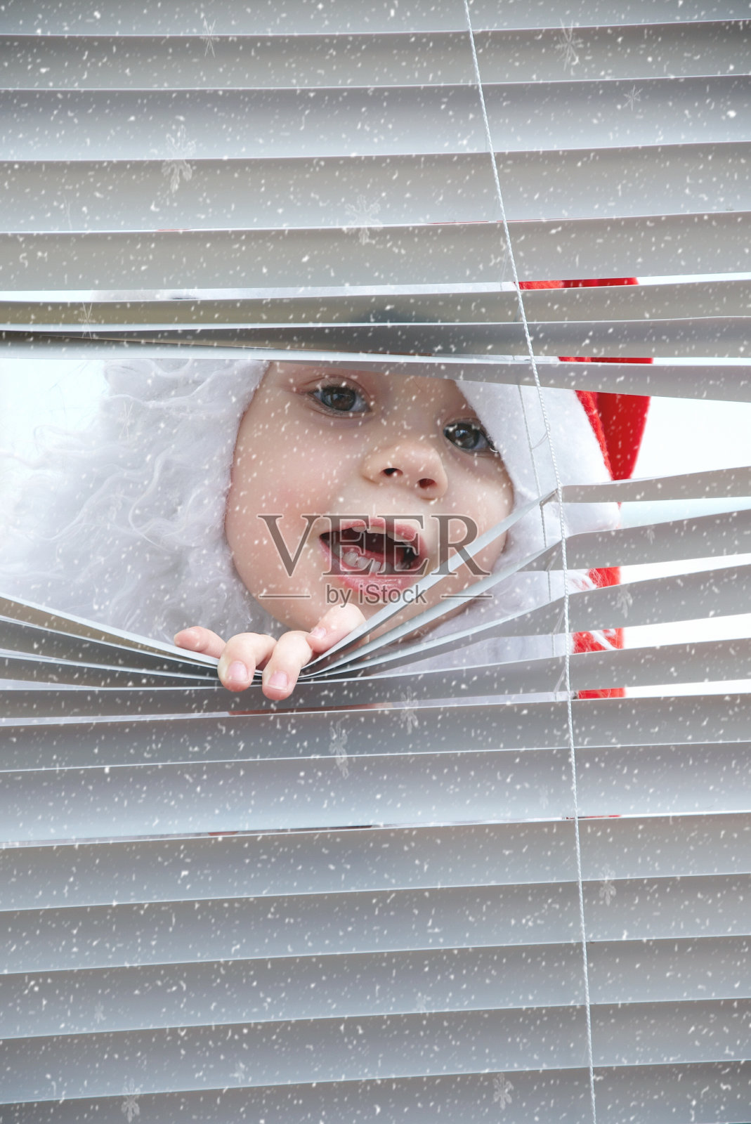 小女孩圣诞老人照片摄影图片