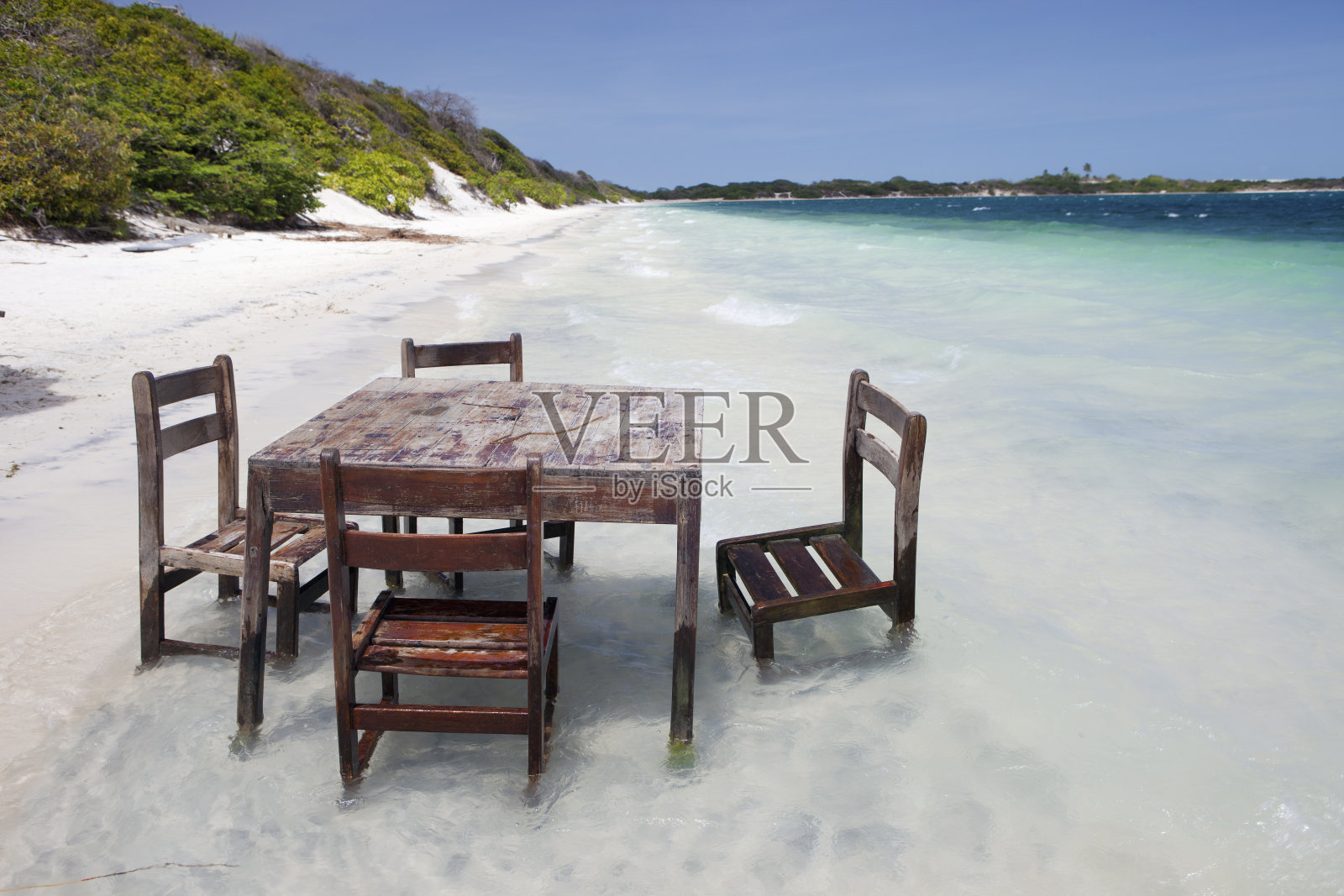 Jericoacoara泻湖中的椅子照片摄影图片