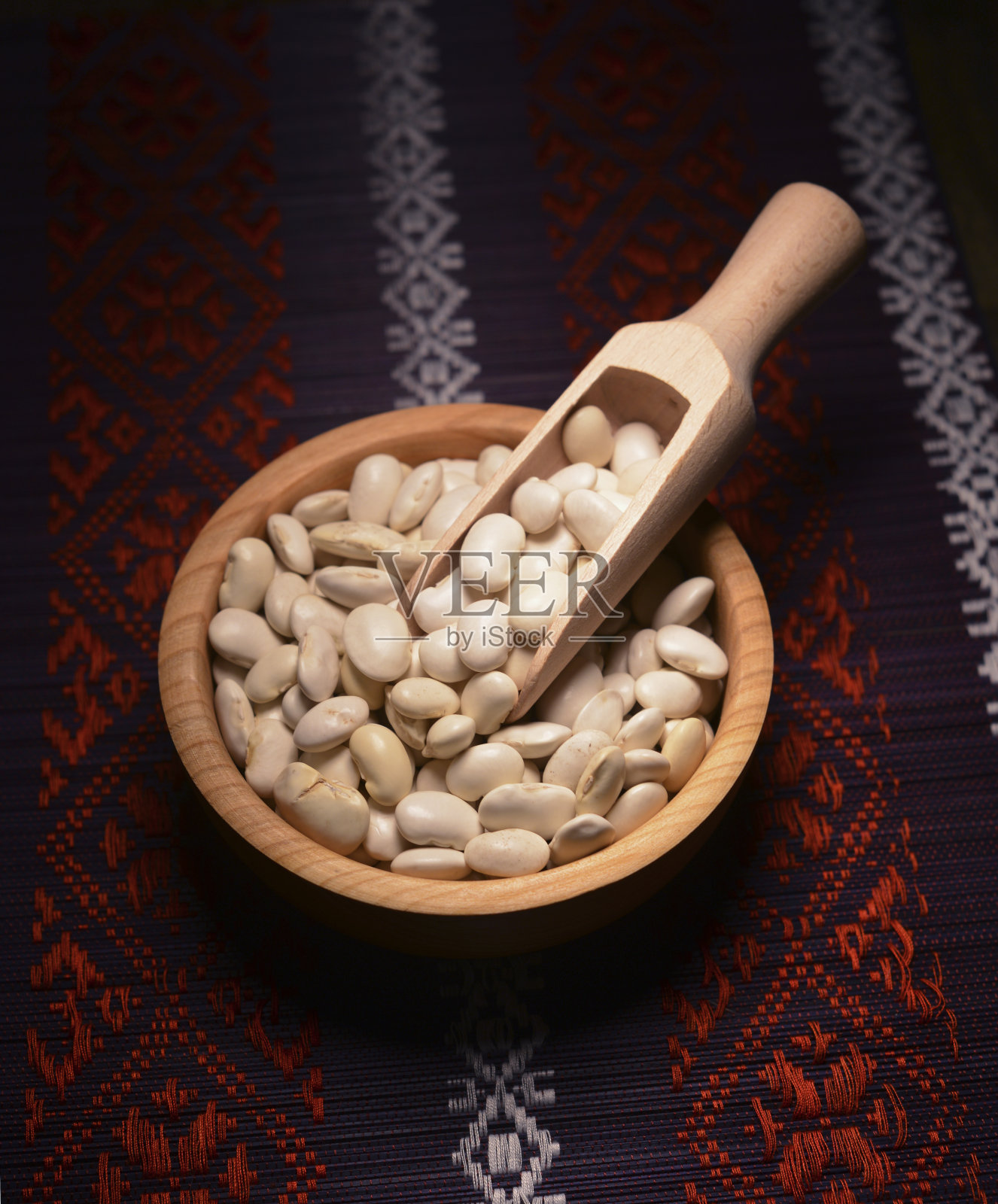木碗里的白豆照片摄影图片