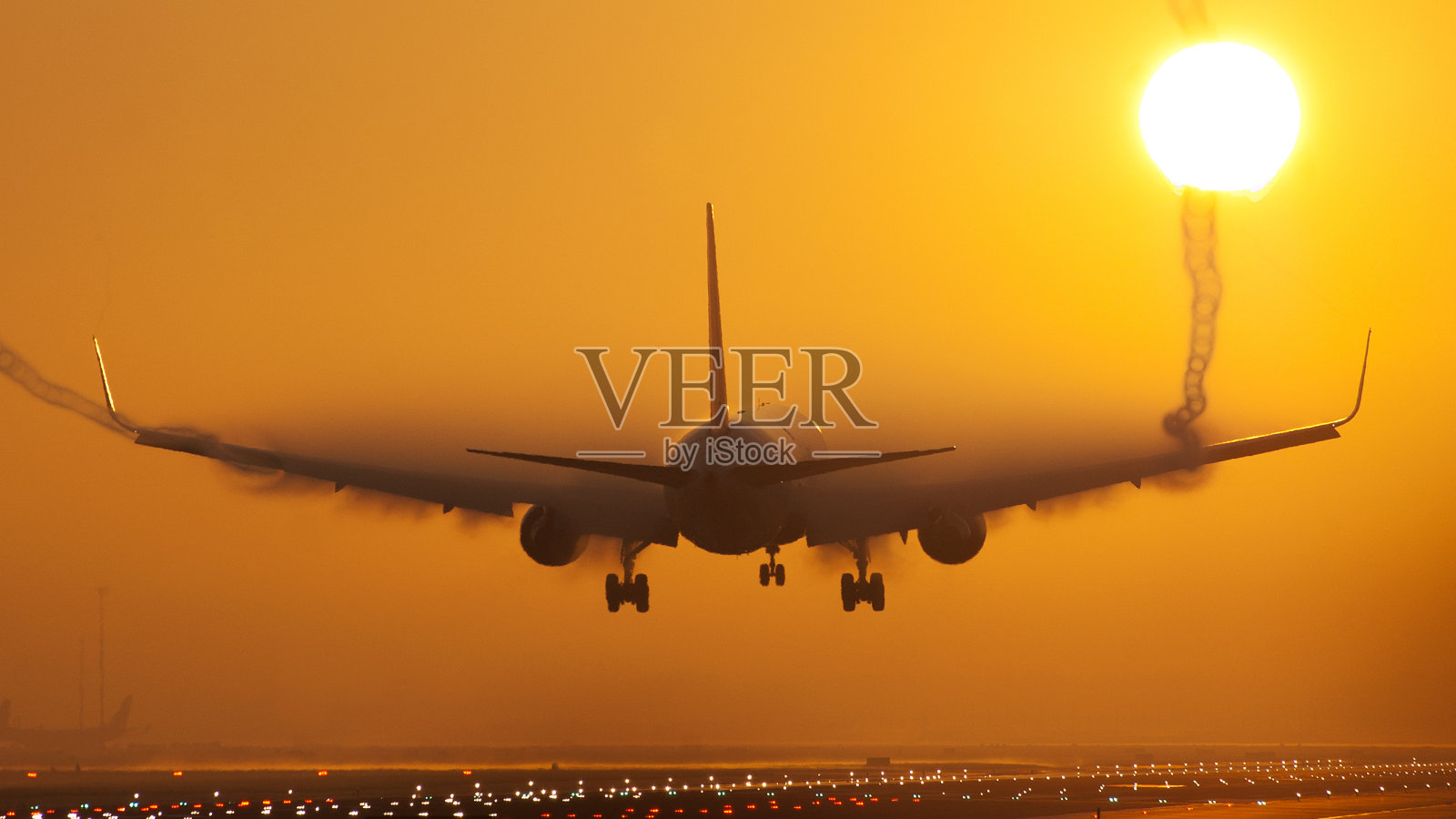 飞机着陆照片摄影图片