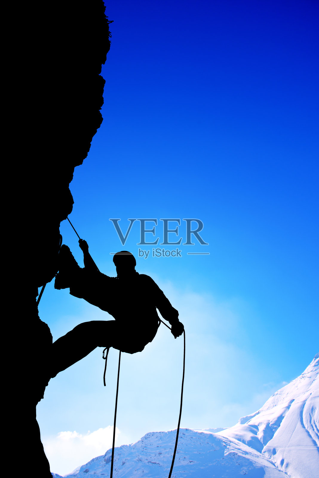 攀岩绳索下降照片摄影图片