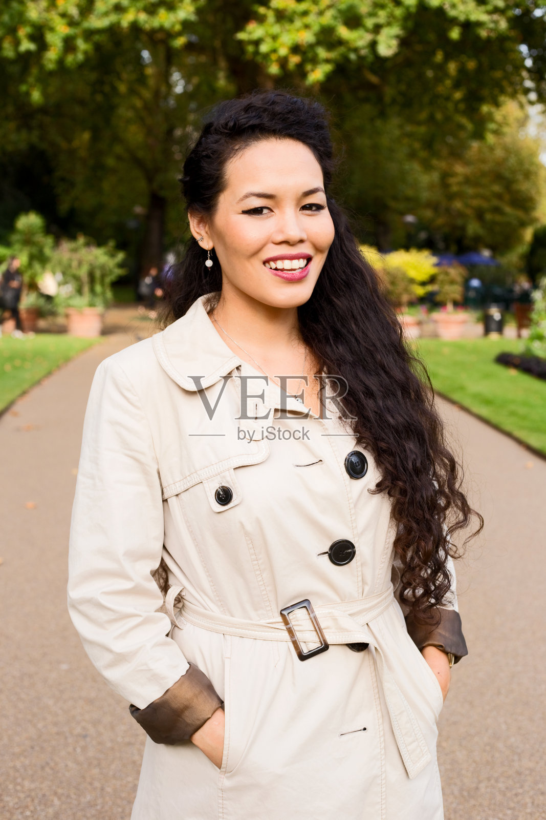 年轻的女人照片摄影图片