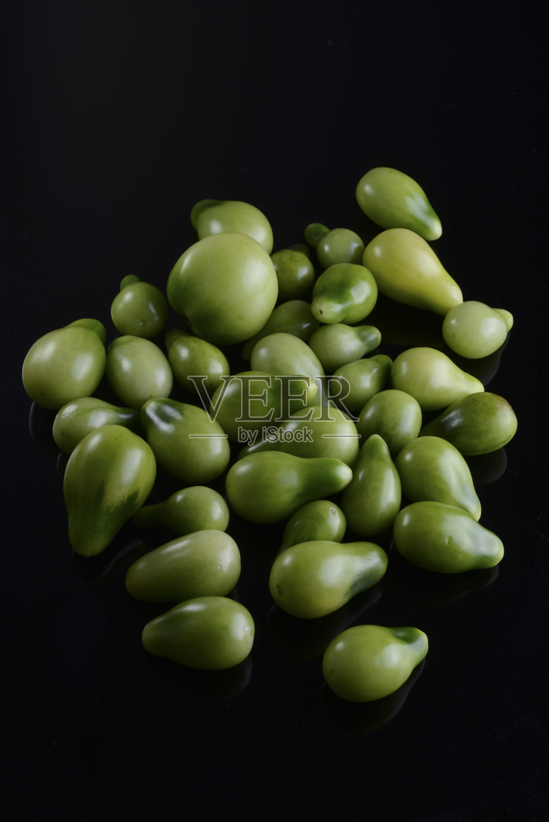 绿色的西红柿照片摄影图片