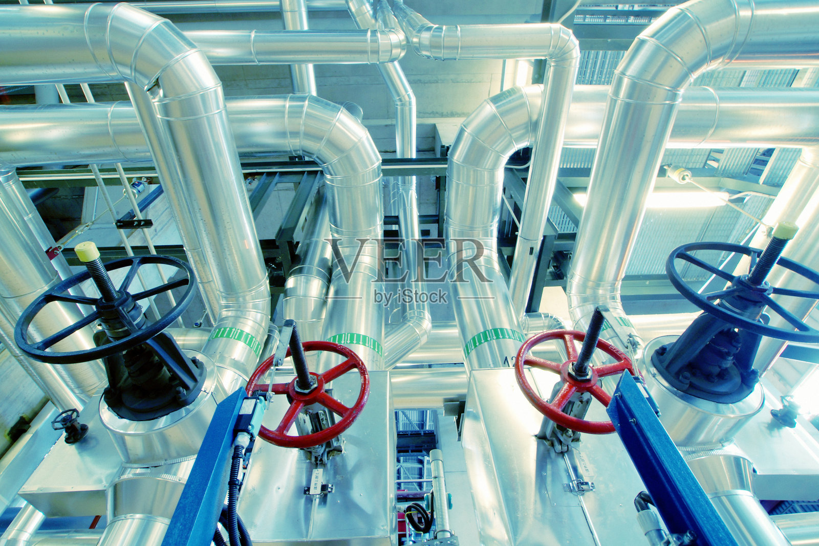 绝缘阀门和管道照片摄影图片