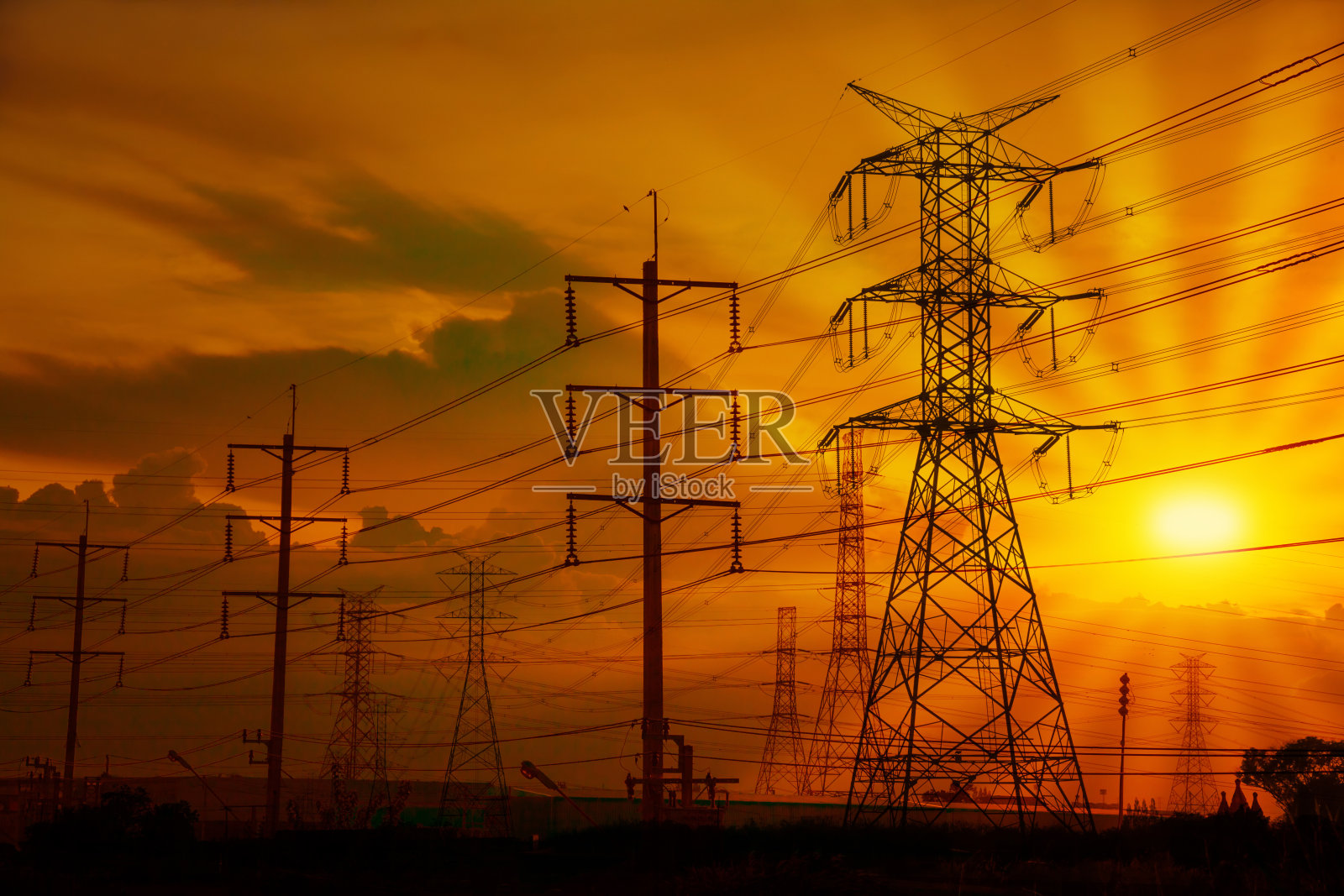 高电压照片摄影图片