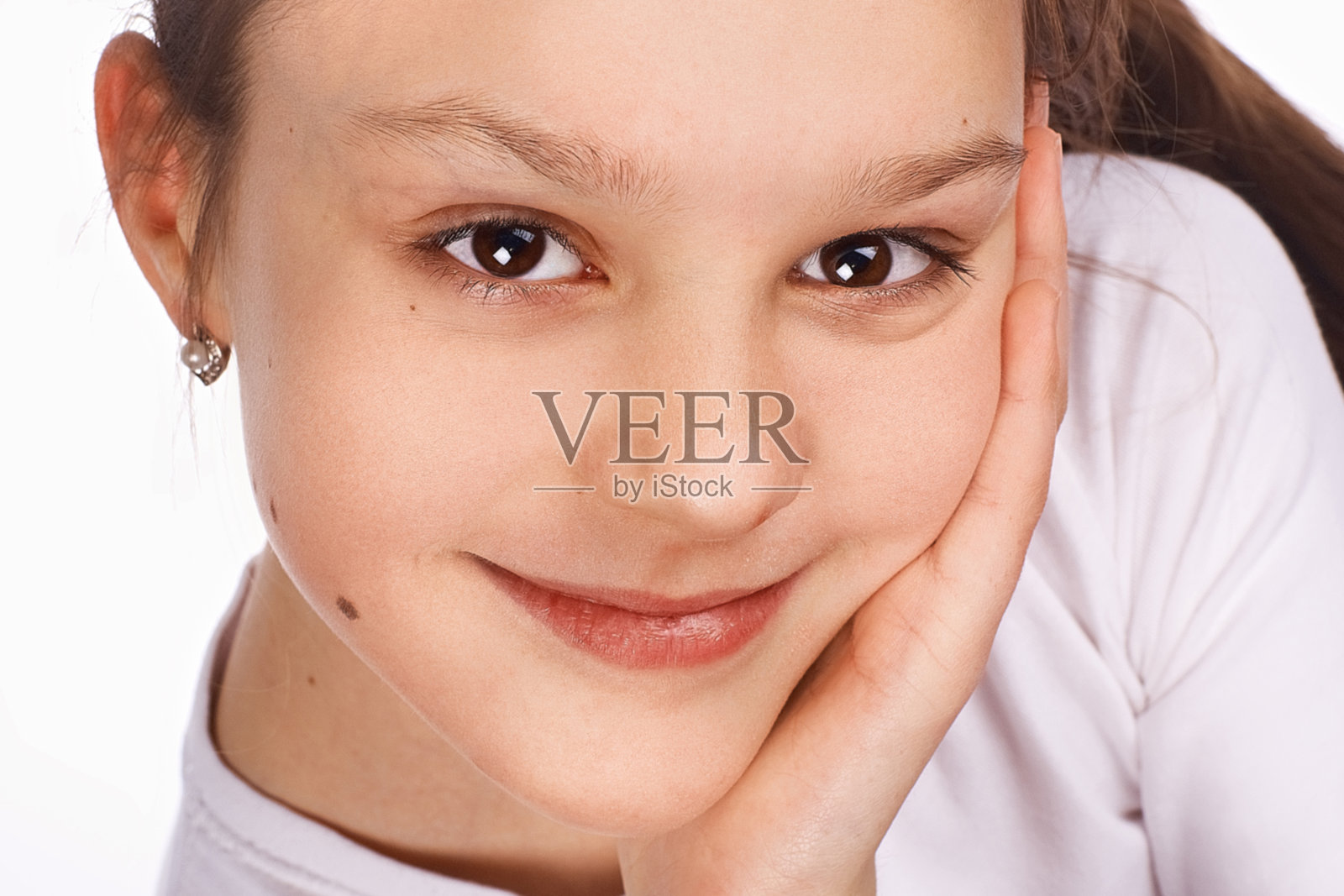 微笑的女孩照片摄影图片