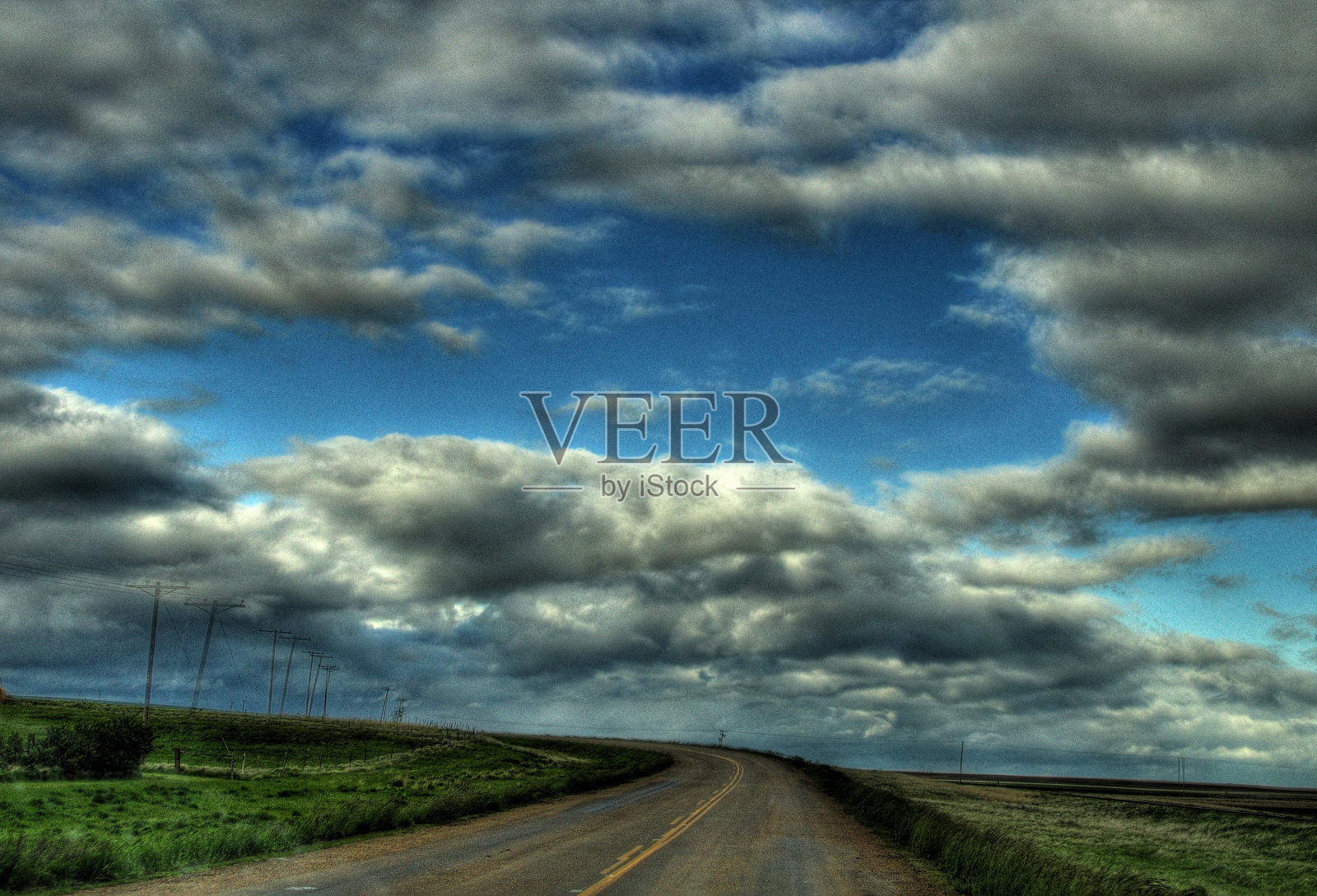 沥青乡间小路照片摄影图片