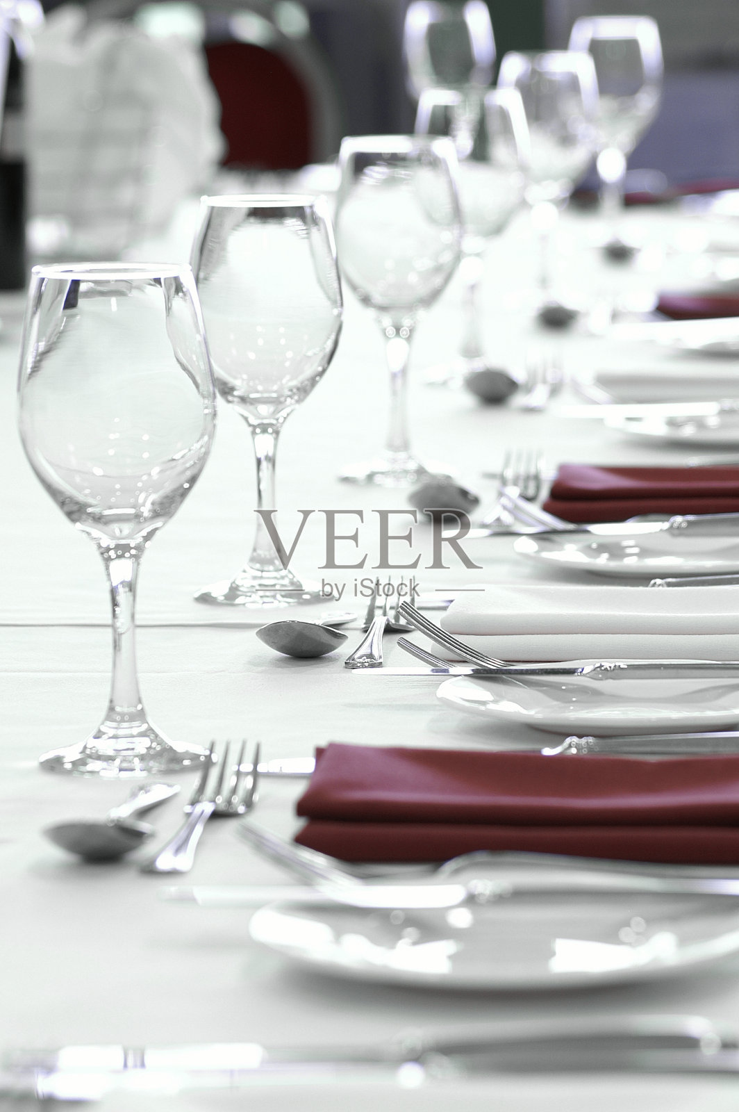 摆放正式的餐桌照片摄影图片