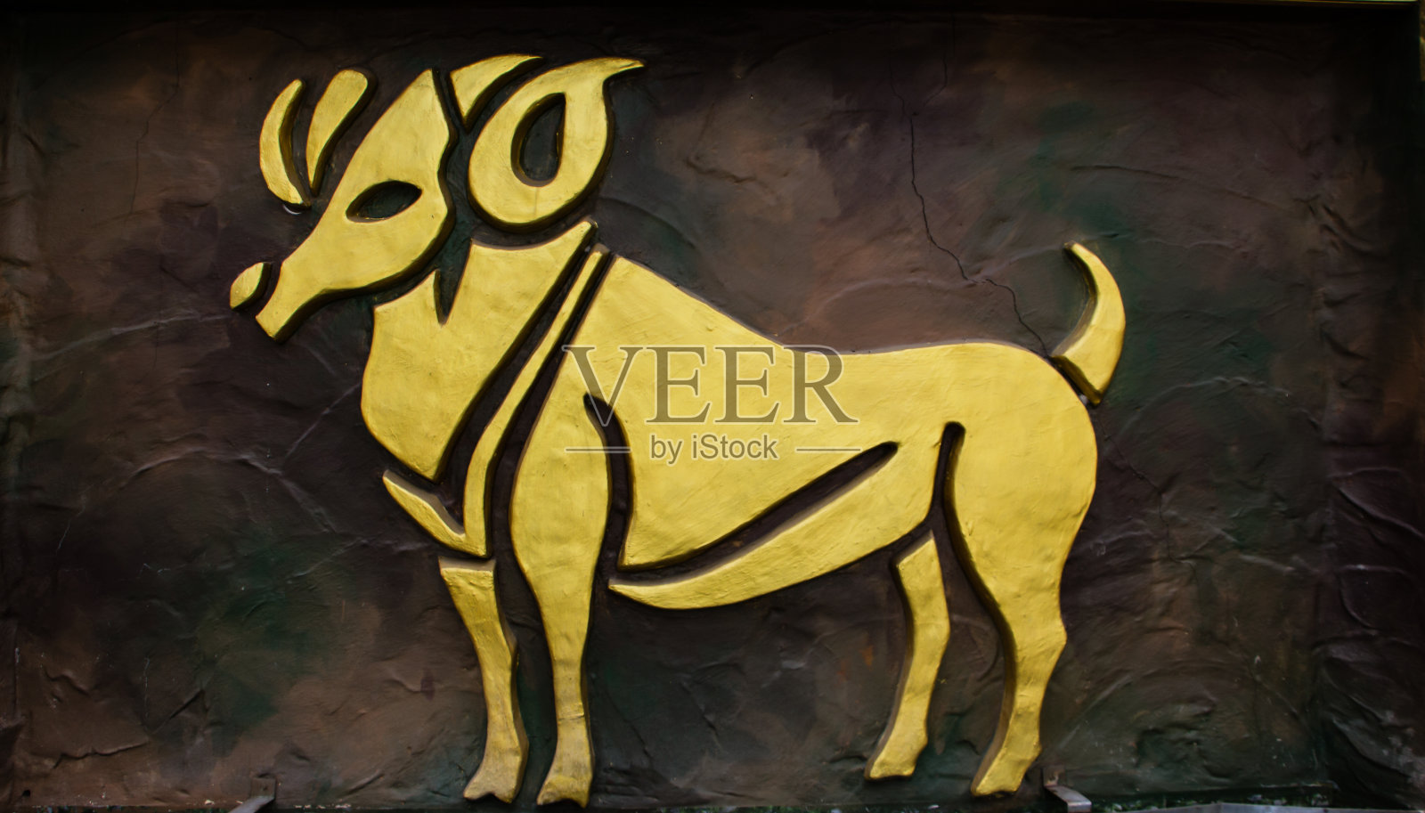 白羊座的星座在墙上照片摄影图片