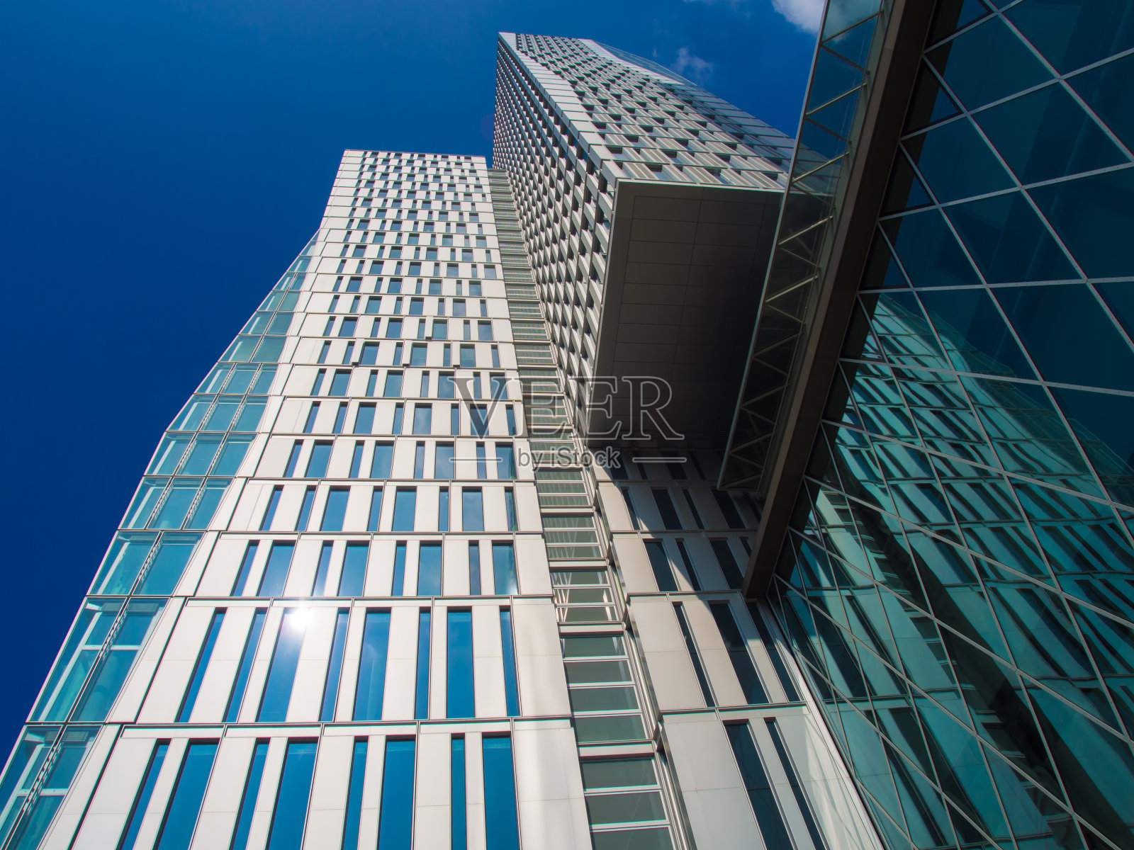 德国法兰克福市中心的摩天大楼照片摄影图片