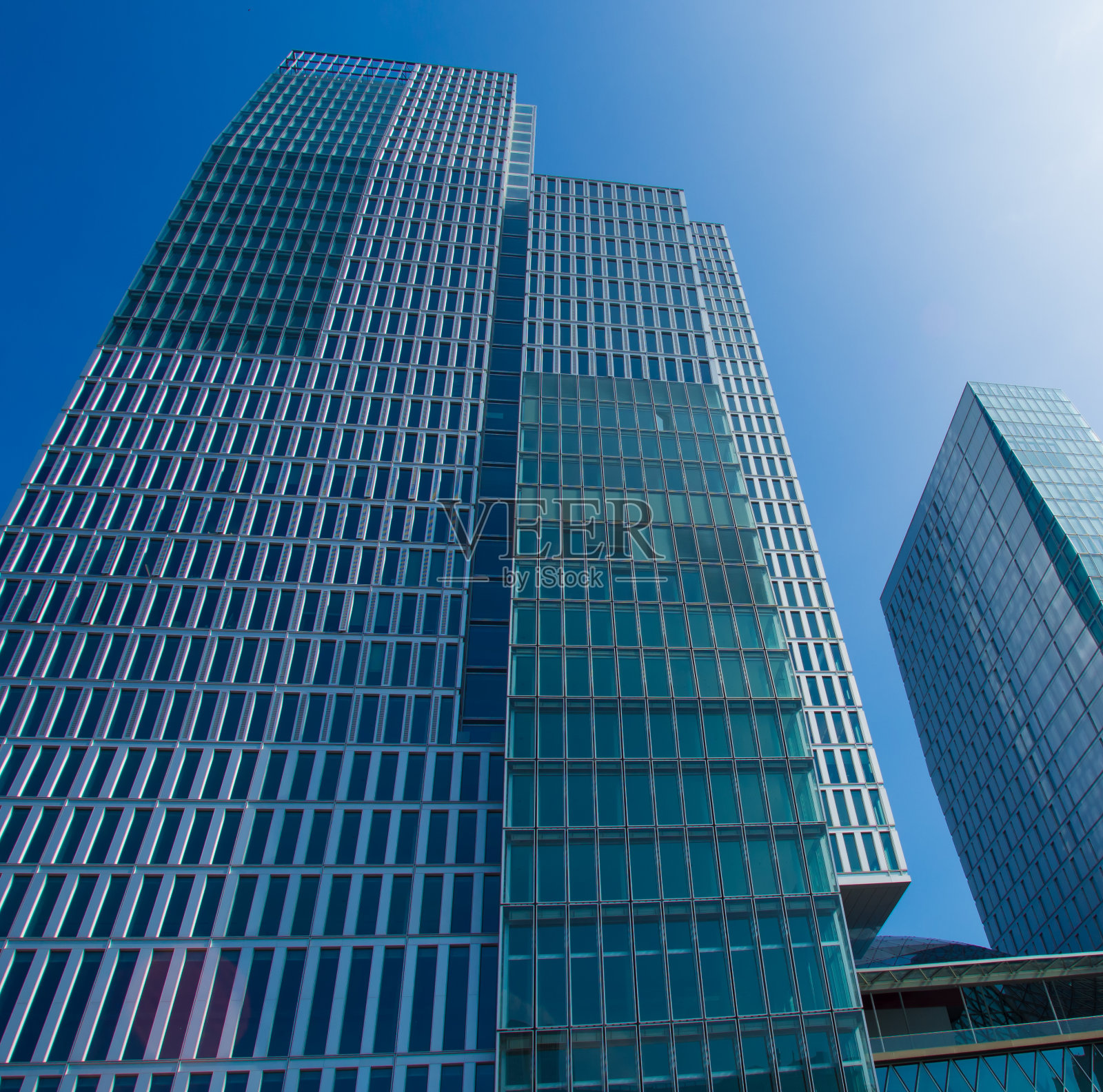 德国法兰克福市中心的摩天大楼照片摄影图片