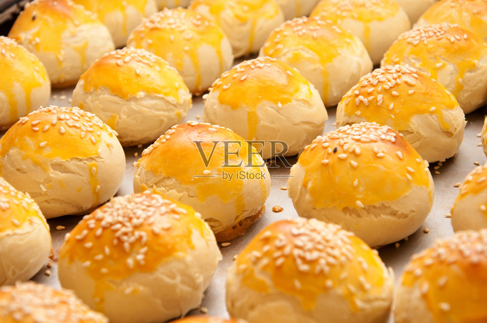 蛋黄泡芙照片摄影图片