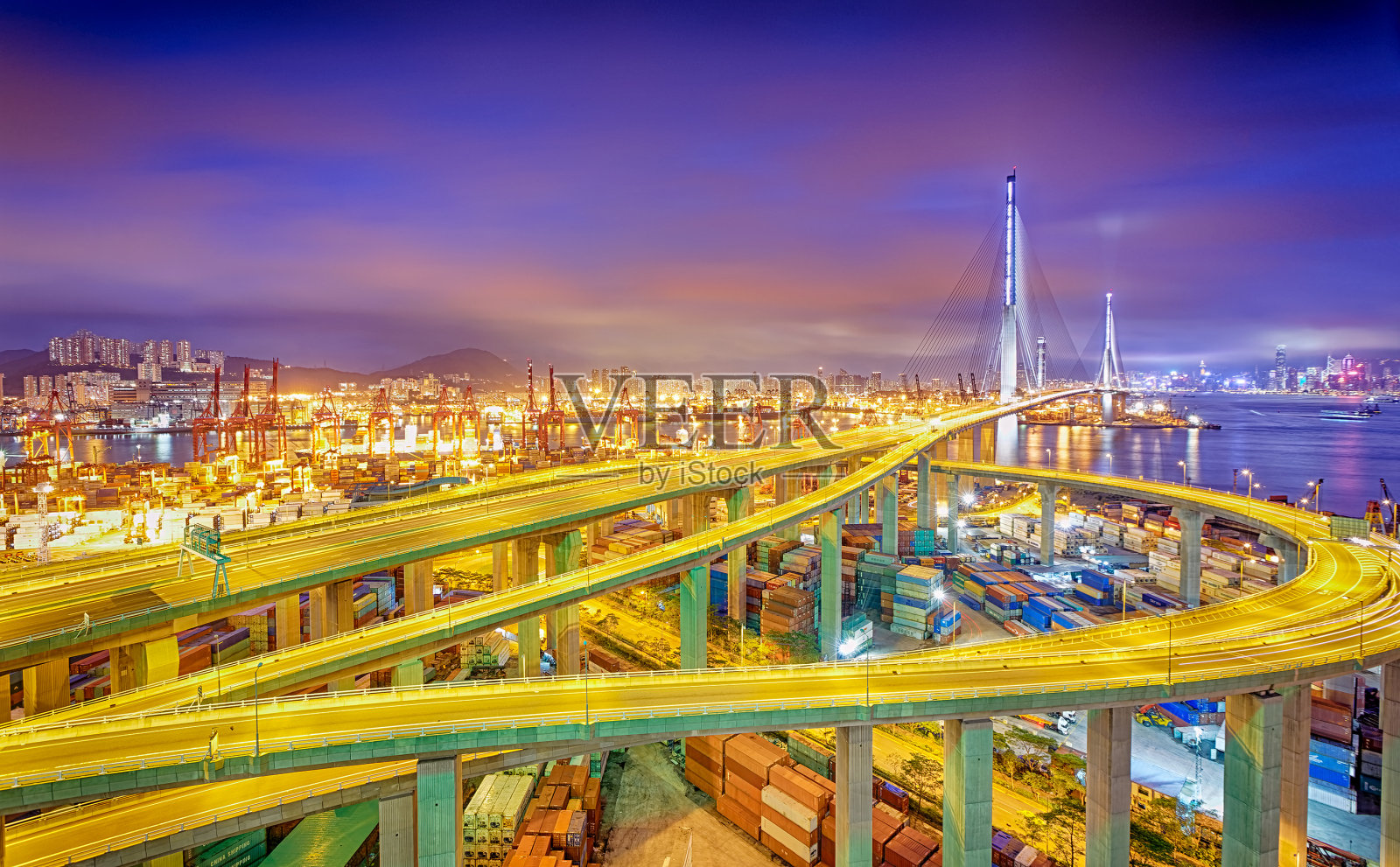 交通的夜晚照片摄影图片