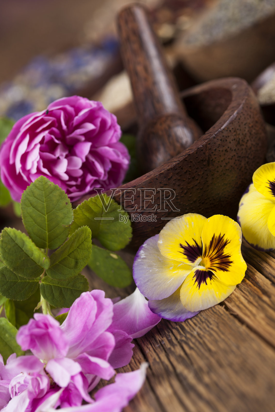 中草药,木桌背景照片摄影图片