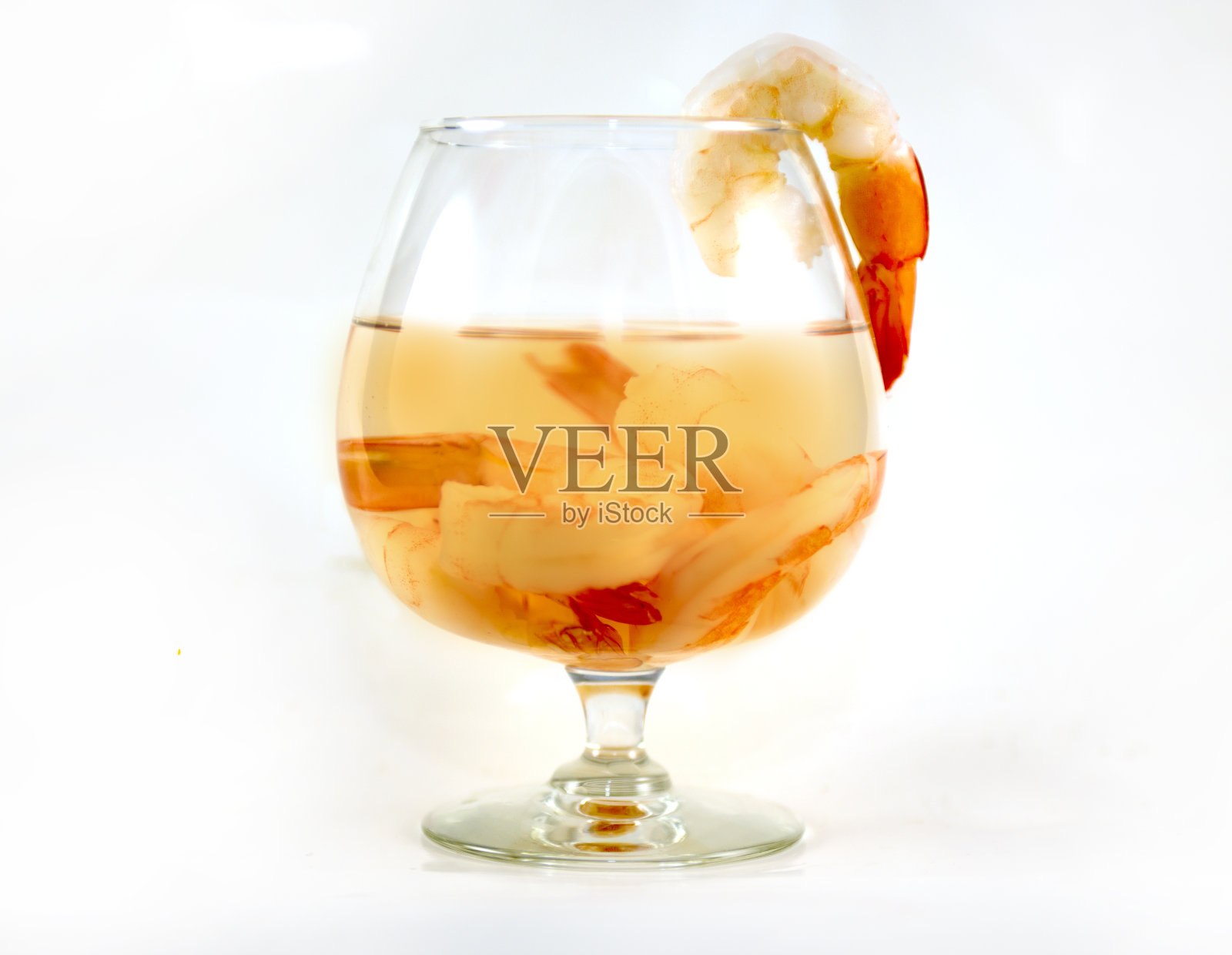 虾仁鸡尾酒白兰地杯照片摄影图片