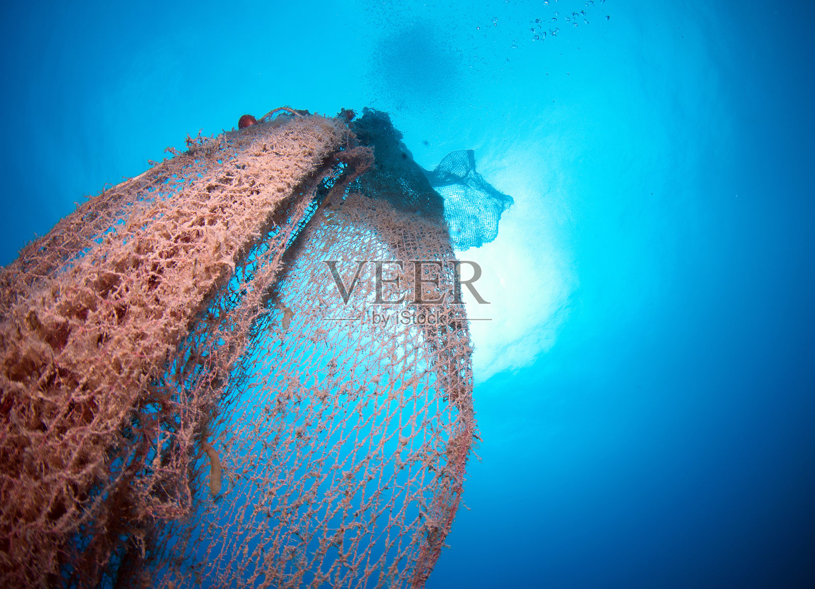 废弃的旧渔网照片摄影图片