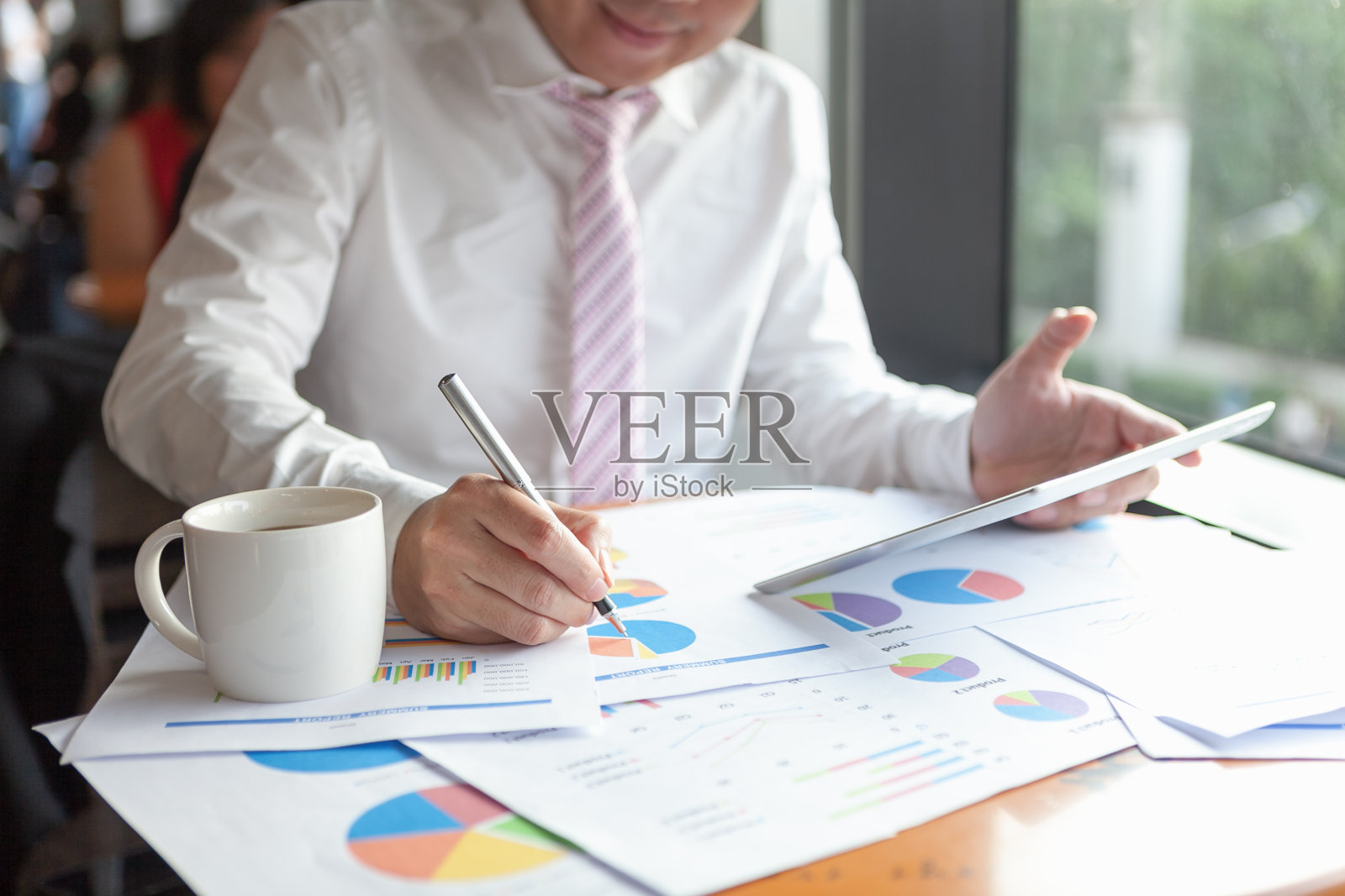 商务人士出席。照片摄影图片