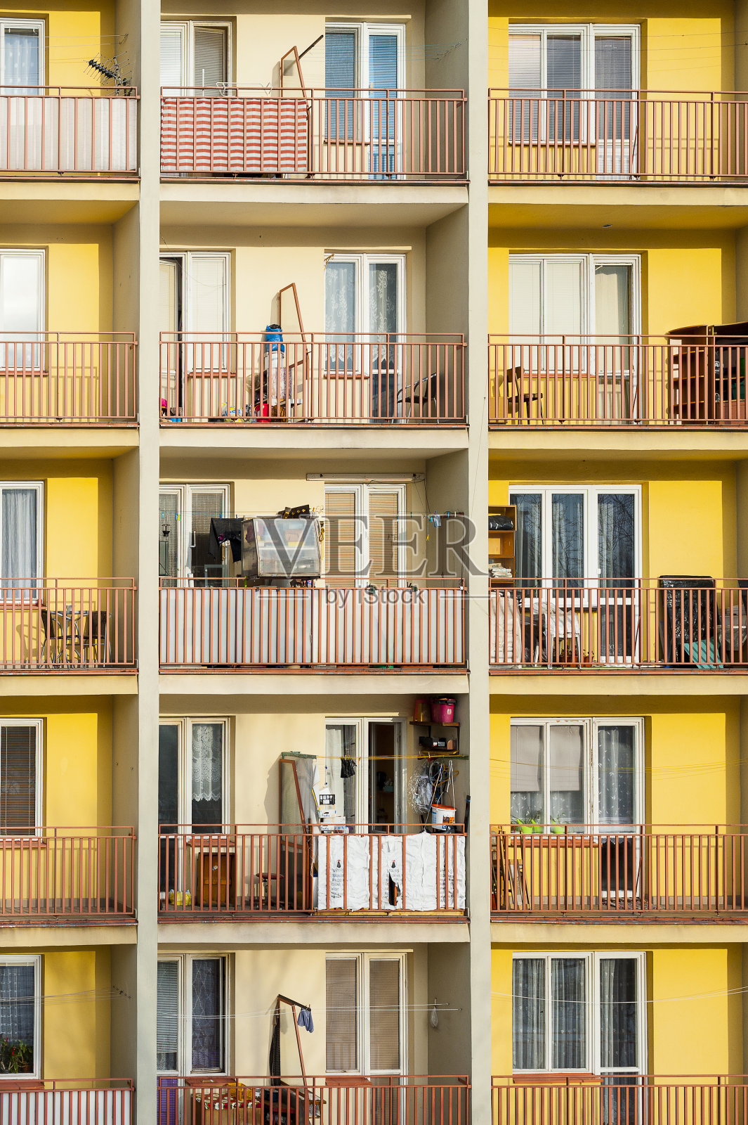 公寓大楼的凉廊照片摄影图片