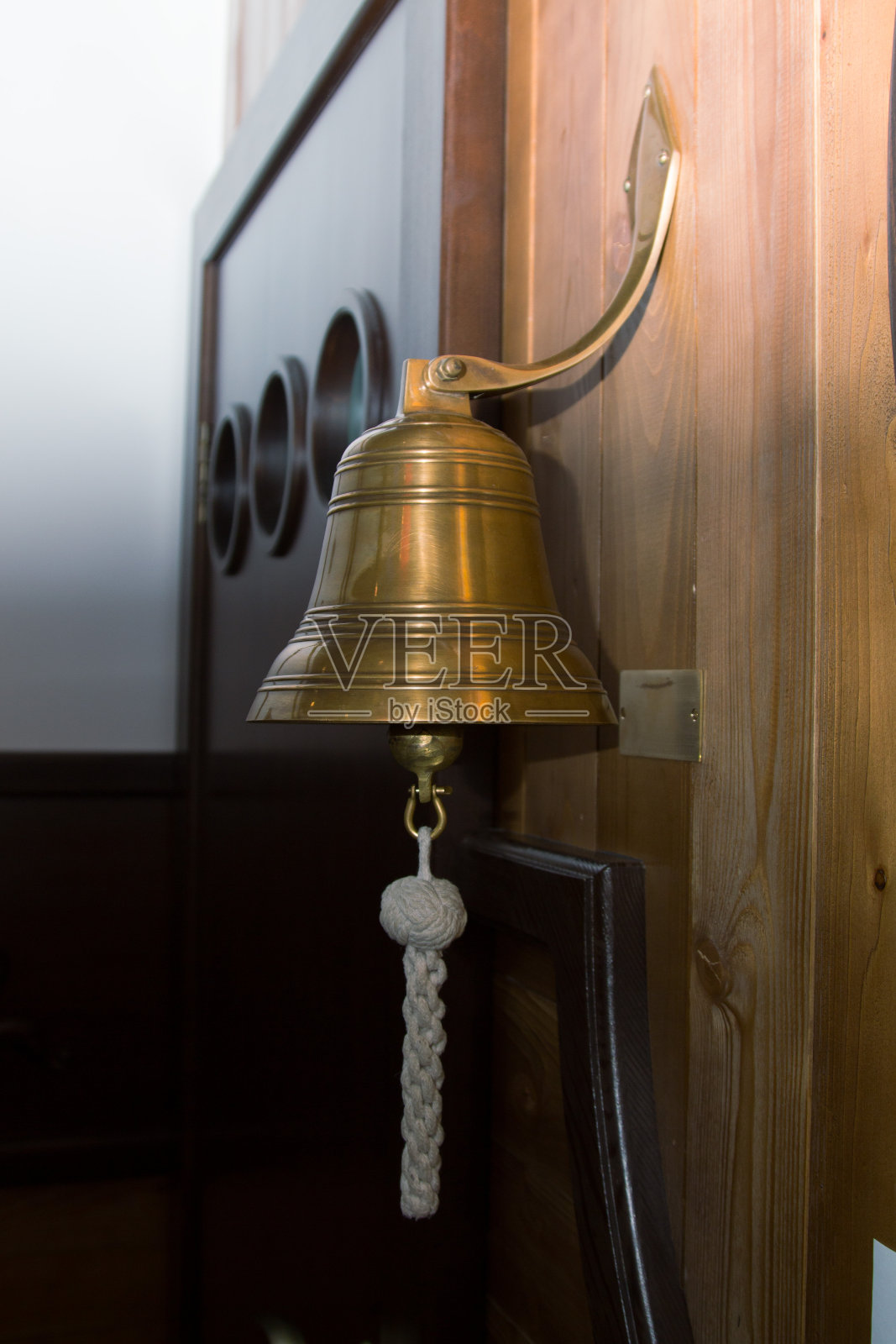 船上的贝尔照片摄影图片