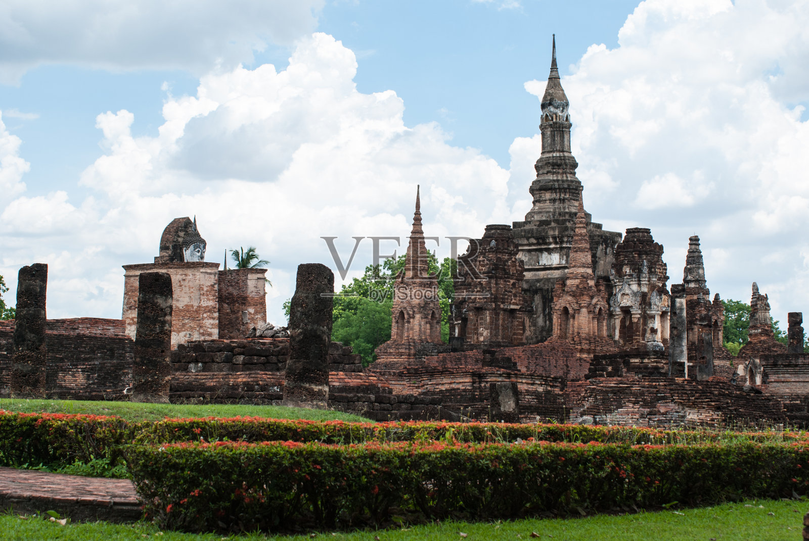 古佛塔,素可泰历史公园照片摄影图片